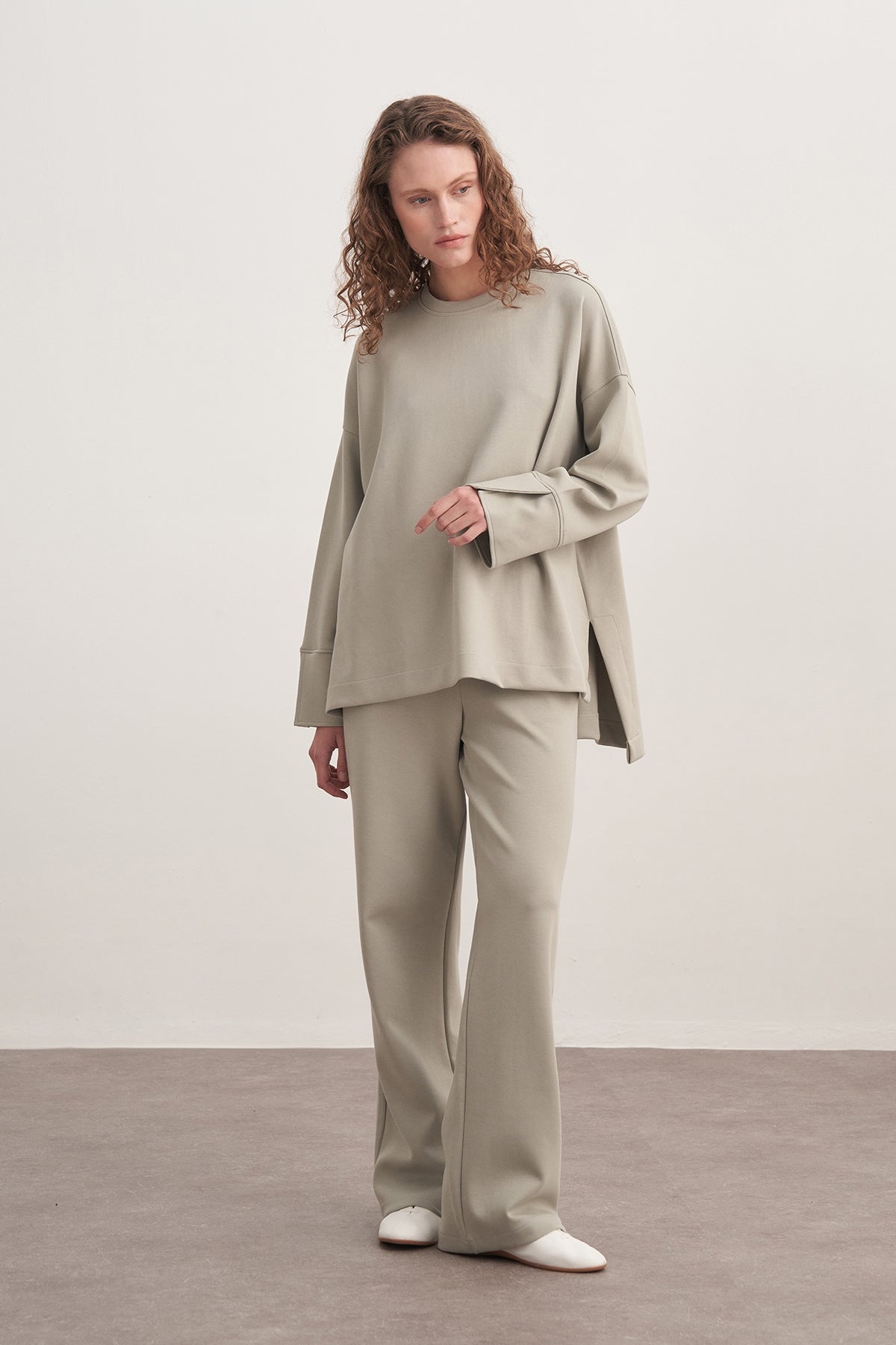 Kadın İnterlok Kol Detaylı Bluz Pastel Gri