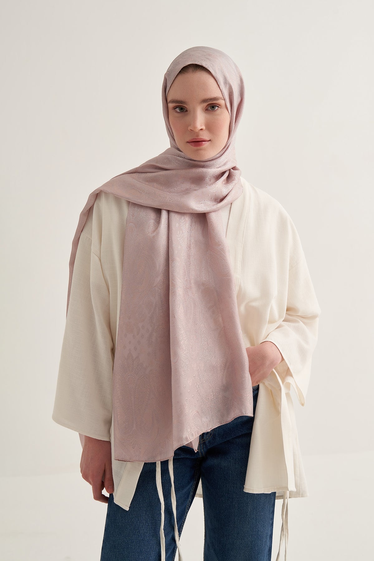 Kadın İpeksi Jakar Şal Pudra