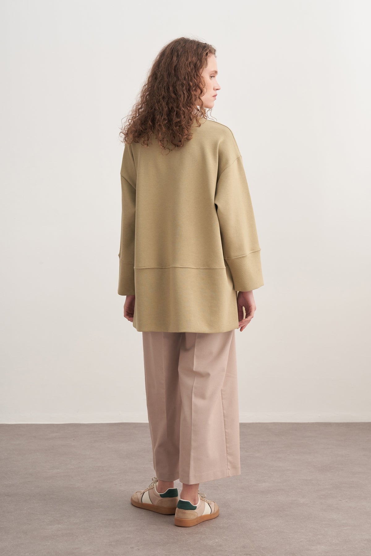 Kadın İnterlok Oversize Şal Aksesuarlı Sweat Çağla Yeşili