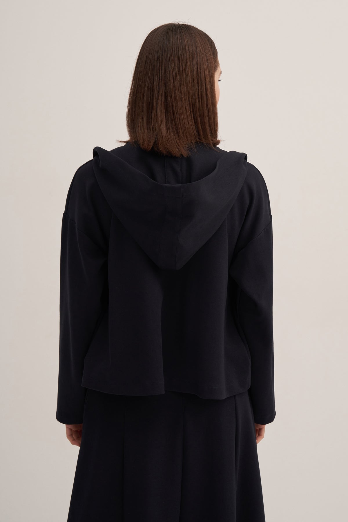 Kadın İnterlok Kapüşonlu Kısa Sweat Lacivert