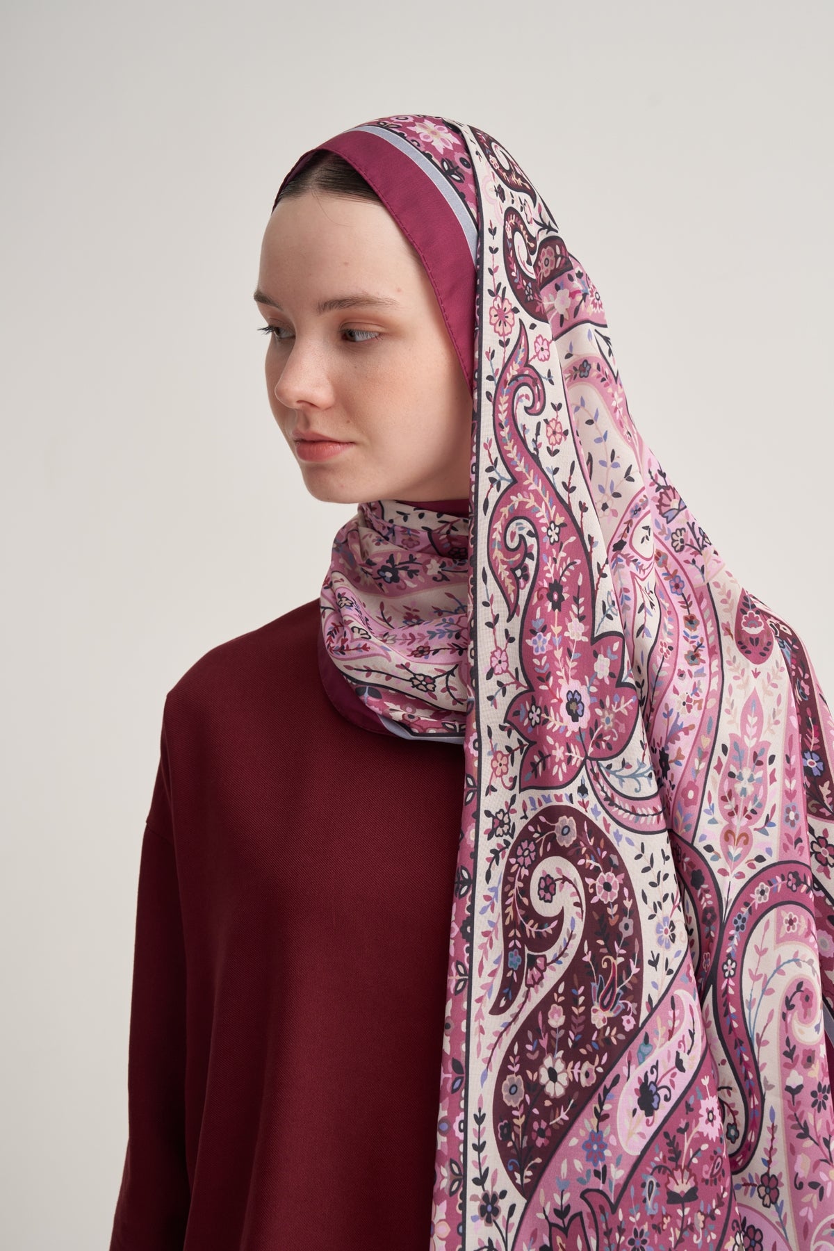 Kadın İpeksi Freesia Desen Şal Rose