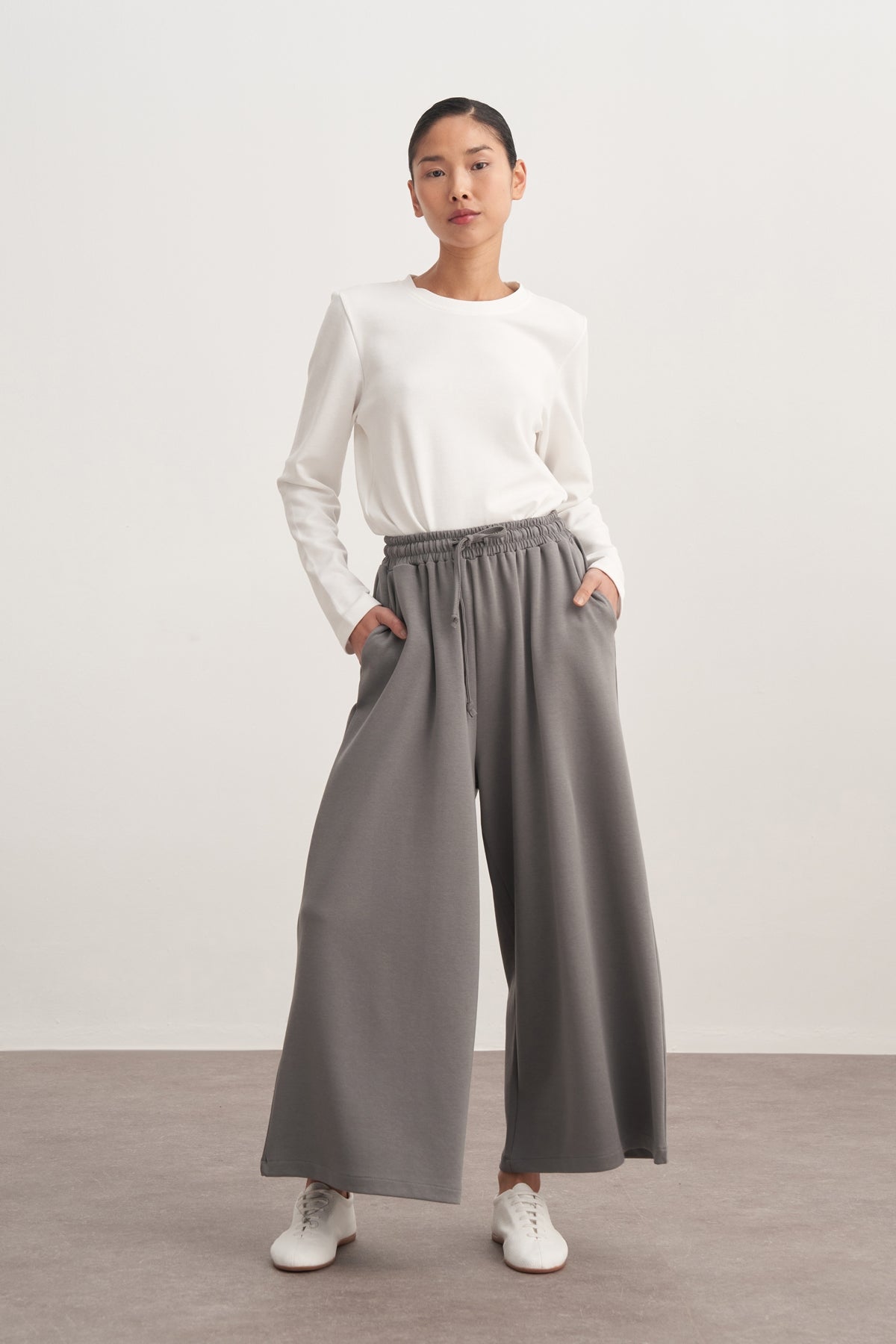 Kadın İnterlok Bol Paçalı Pantolon Füme