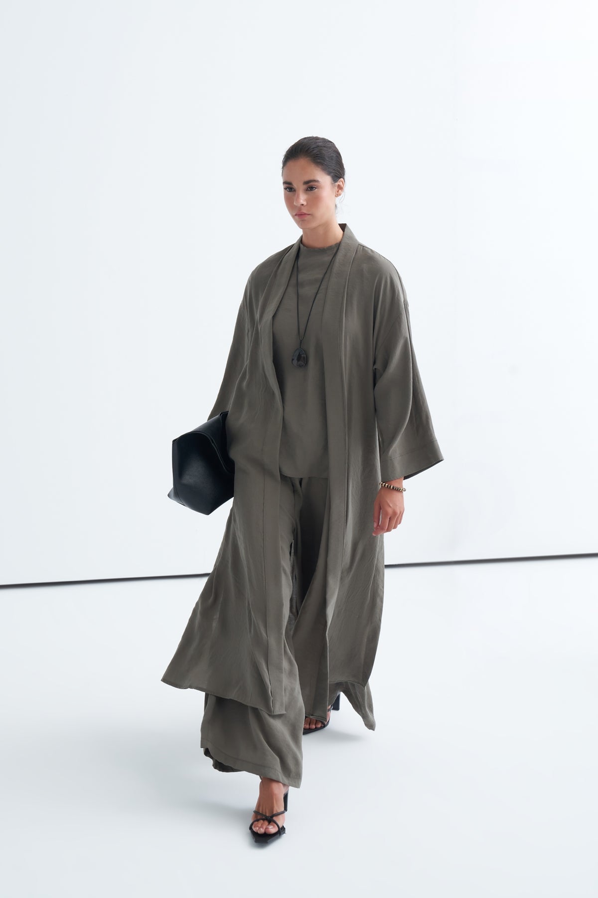 Modal 3'lü Pantolon Bluzlu Abaya Takım Haki