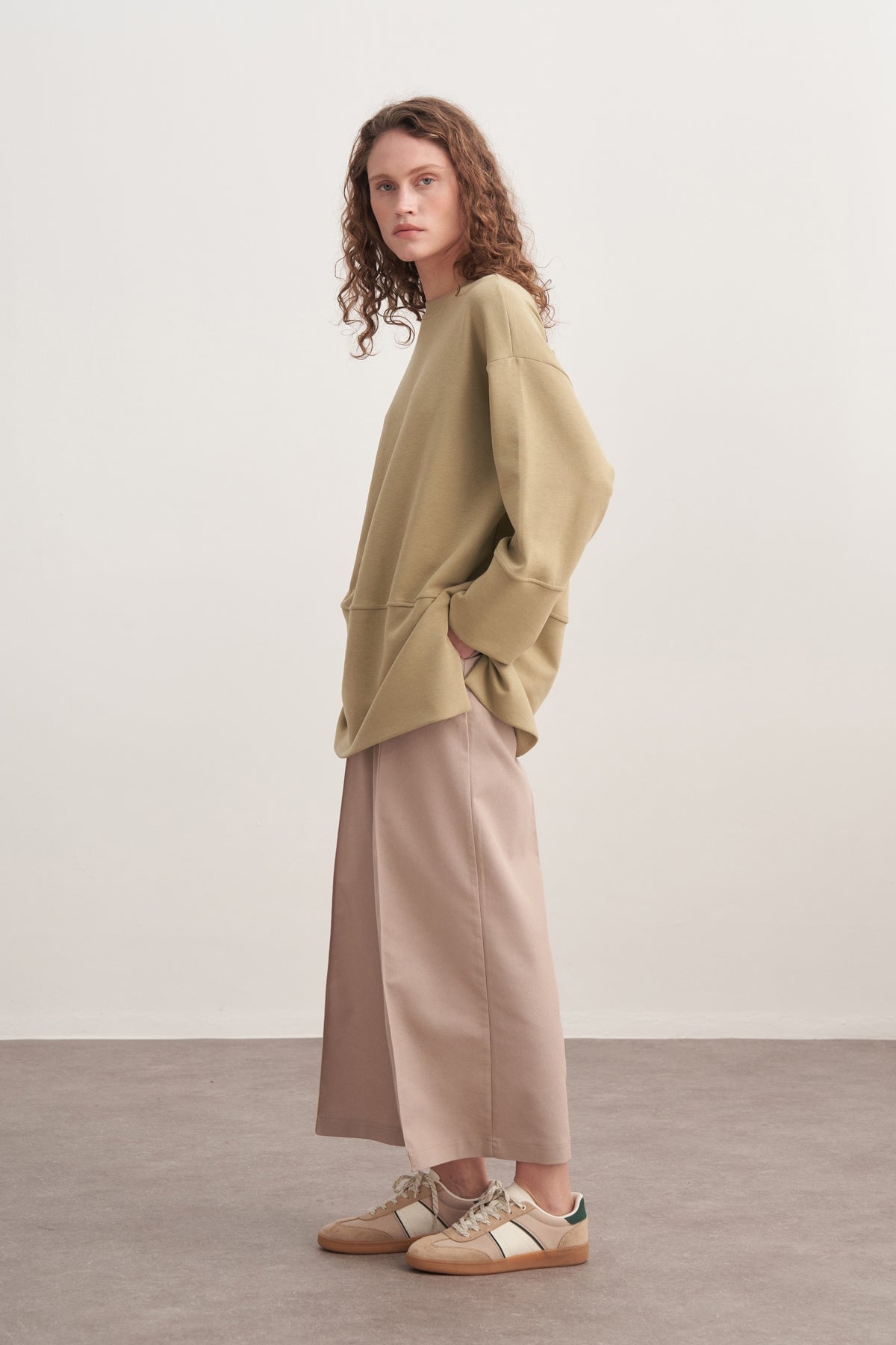 Kadın İnterlok Oversize Şal Aksesuarlı Sweat Çağla Yeşili