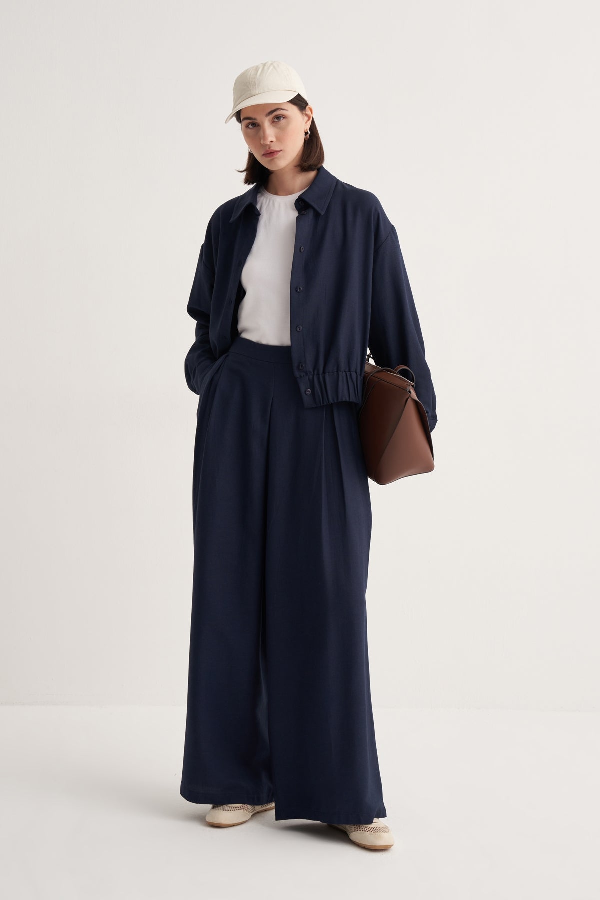 Kadın Dökümlü Pamuklu Pileli Etek Pantolon Lacivert