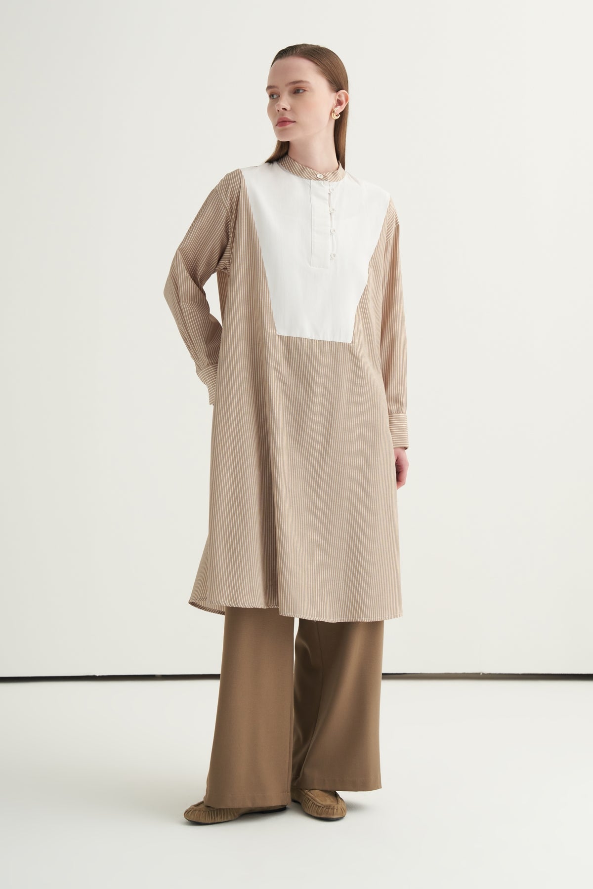 Kadın Hakim Yaka Kontrast Tunik Bej Çizgili