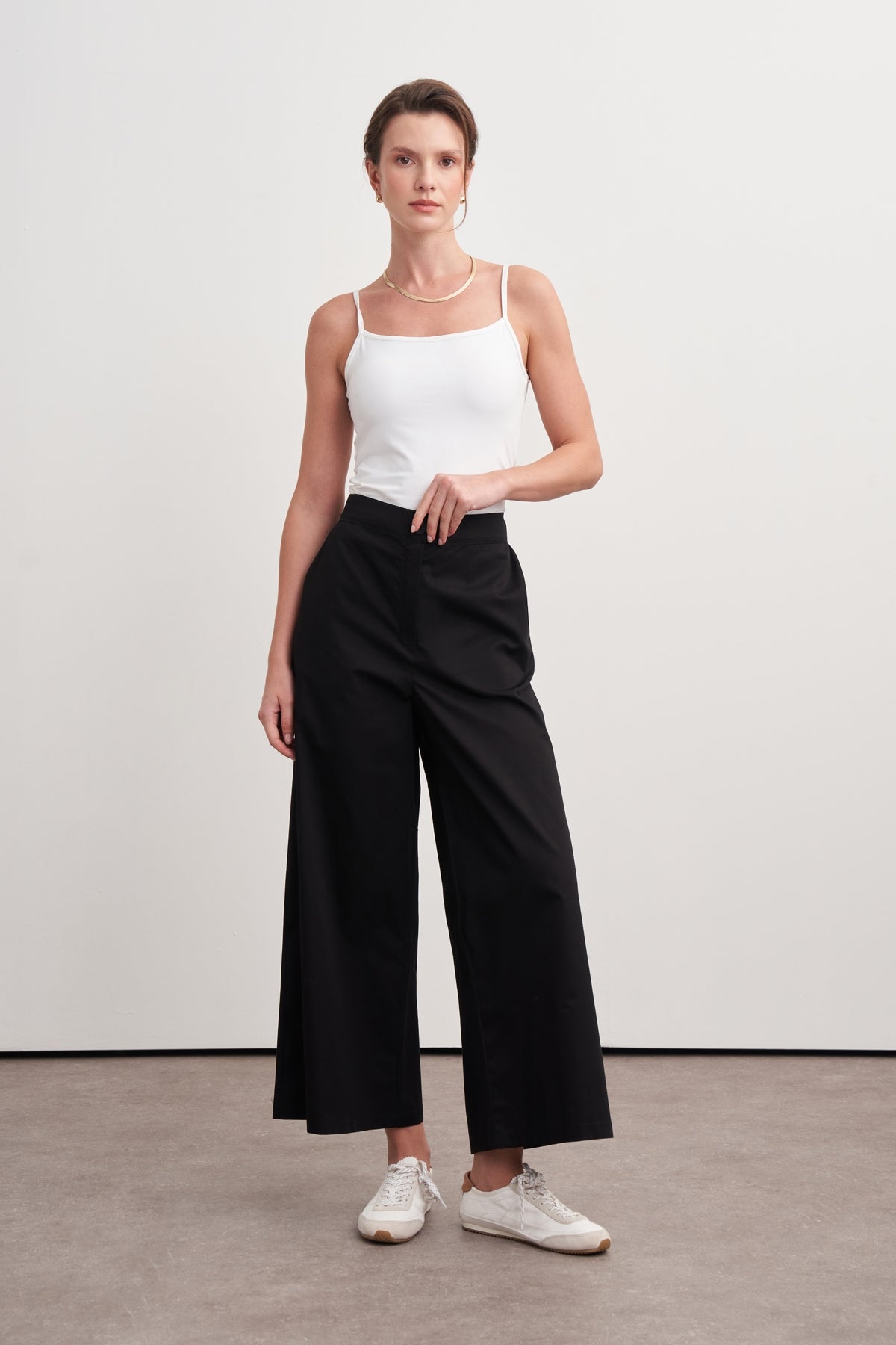 Kadın Gabardin Kısa Paça Pantolon Siyah