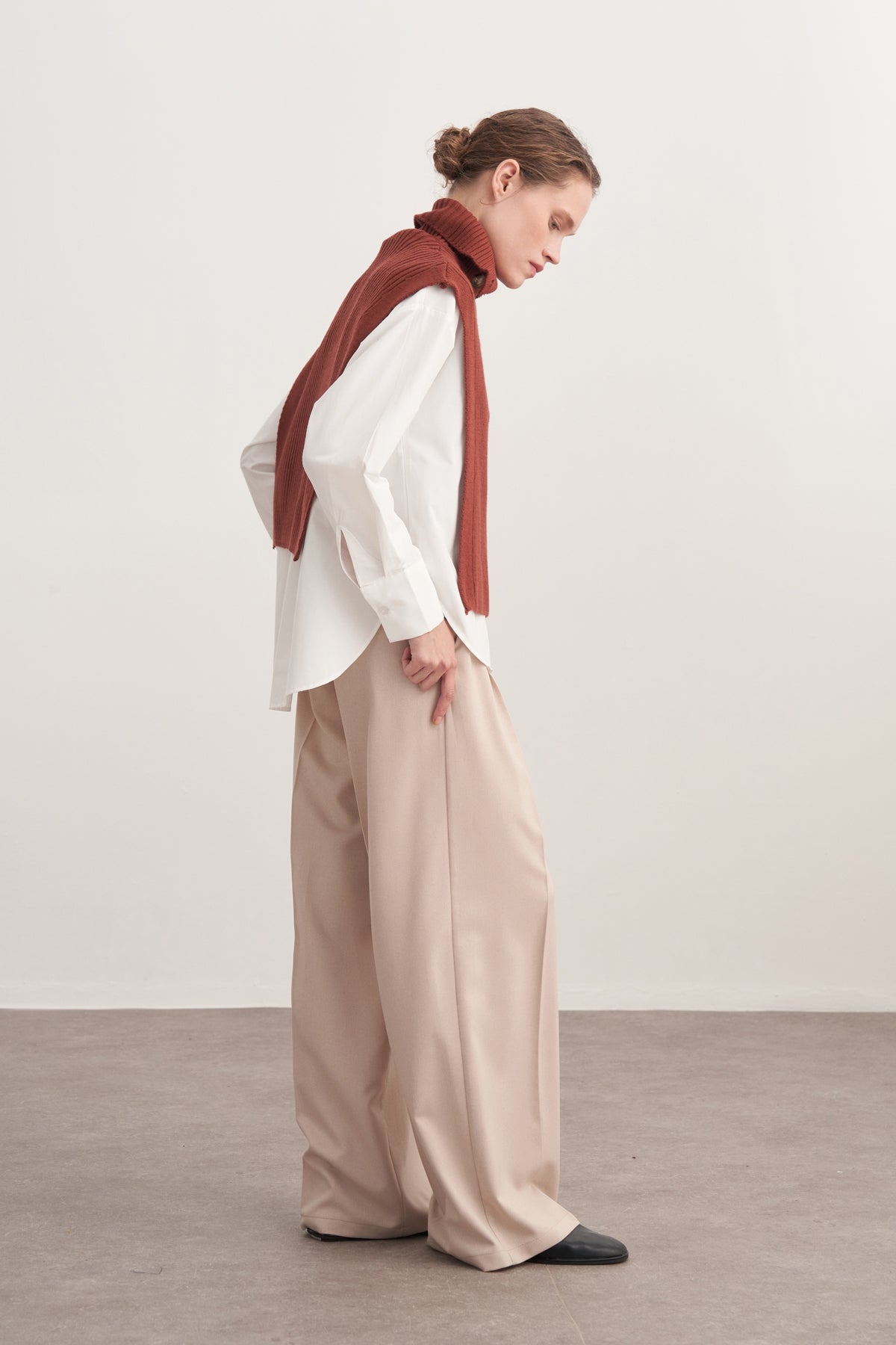 Kadın Dökümlü Pileli Palazzo Pantolon Bej