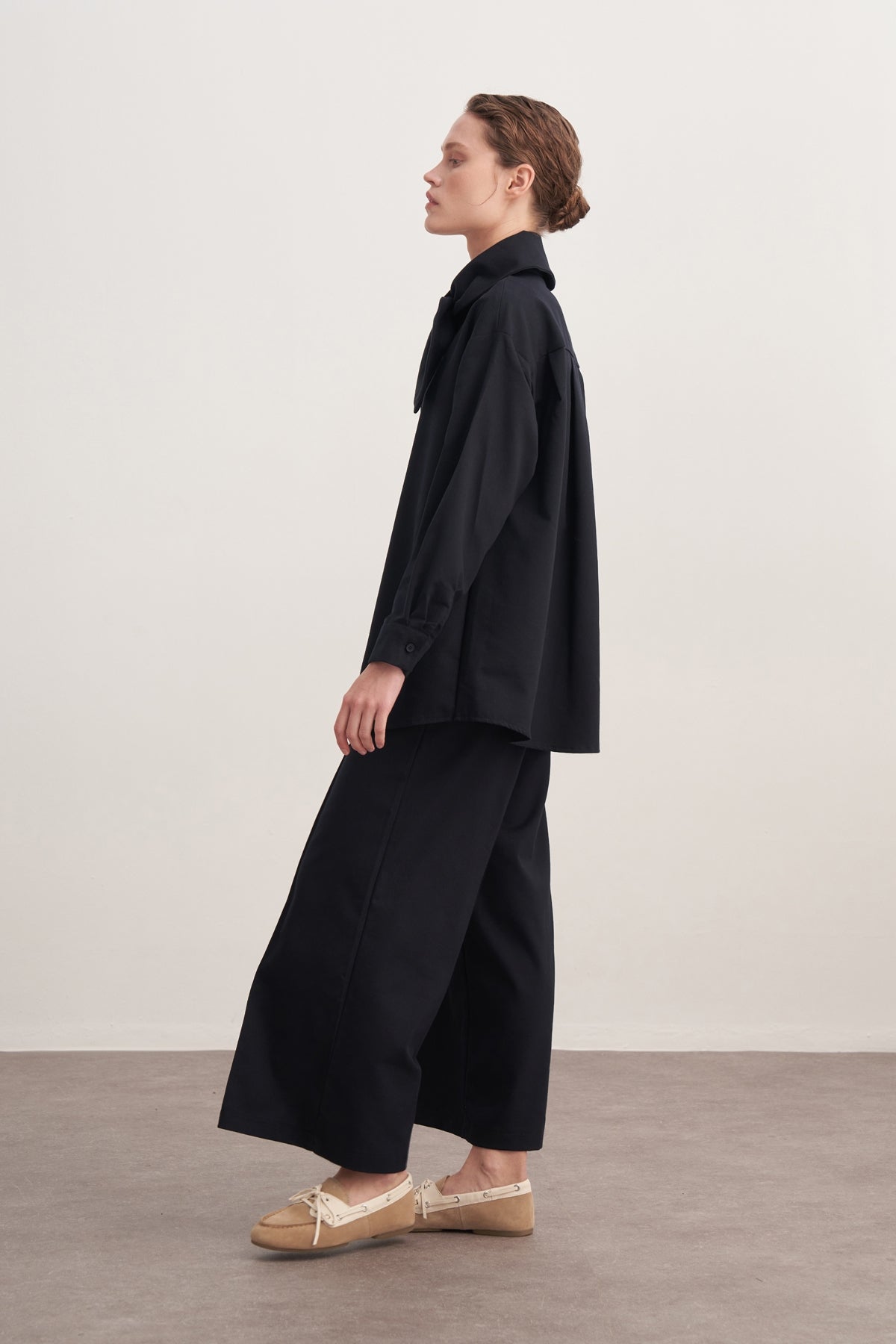 Kadın Gabardin Yaka Detaylı Gömlek Lacivert