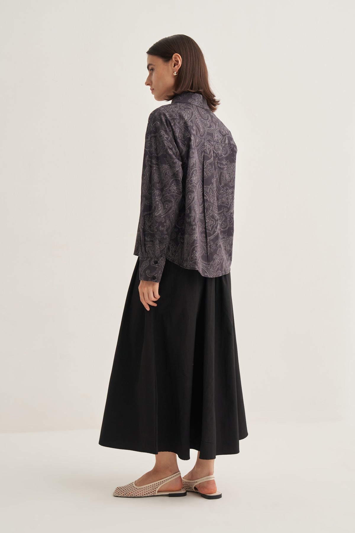 Kadın Poplin Oversize Kısa Gömlek Paisley Desen Siyah