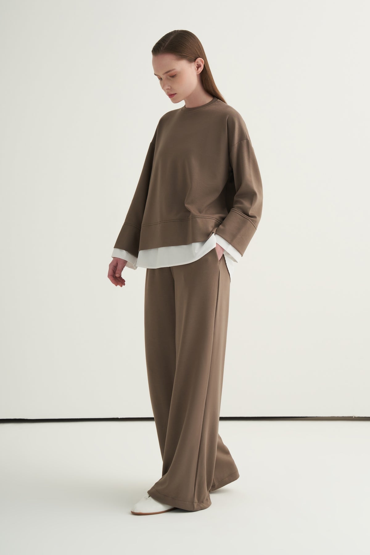 Kontrast Detaylı Sweat Jogger Pantolon Takım Vizon