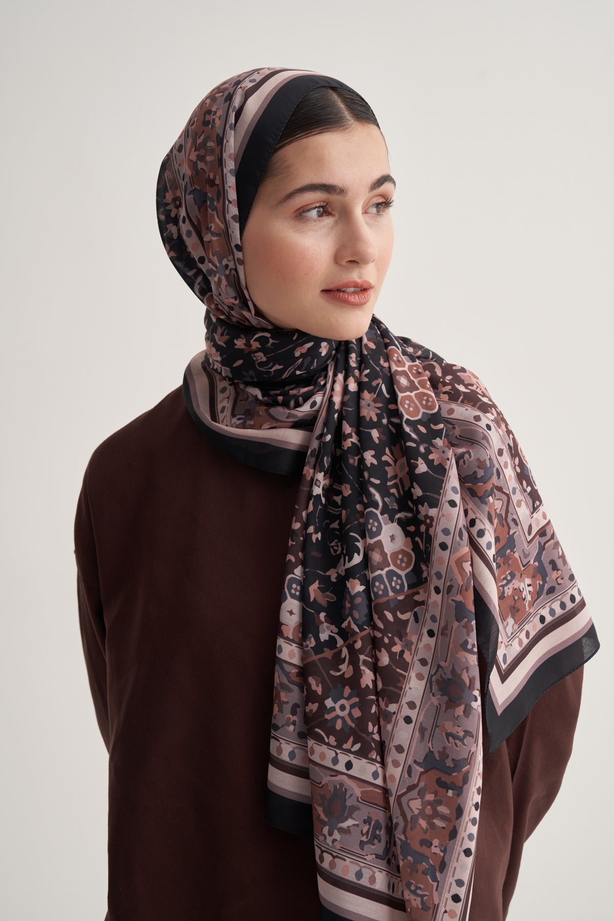 Kadın Soft Daisy Desen Şal Siyah