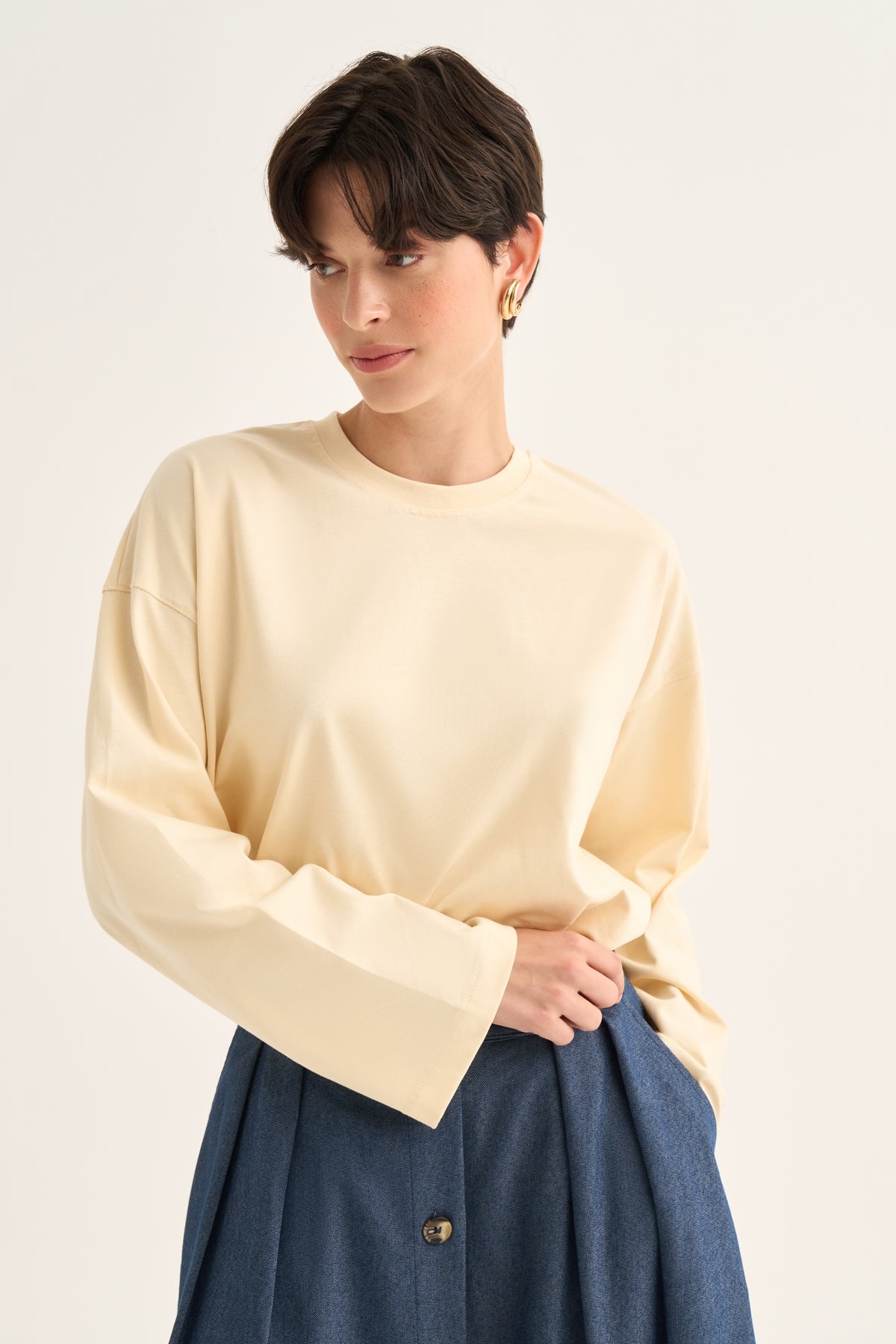 Kadın Kısa Basic Uzun Kol Sweat Bej