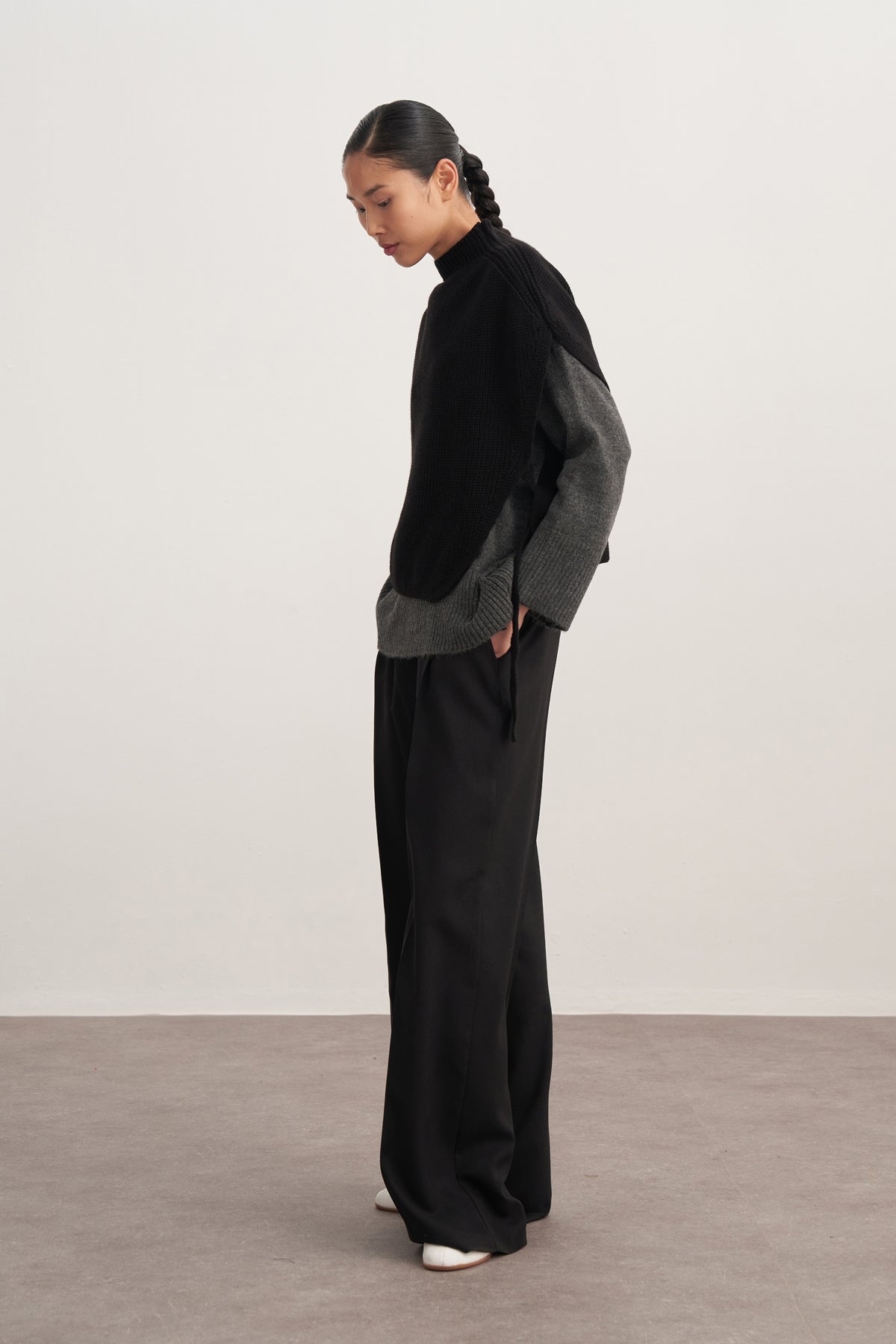 Kadın Bağlama Detaylı Triko Süveter Siyah