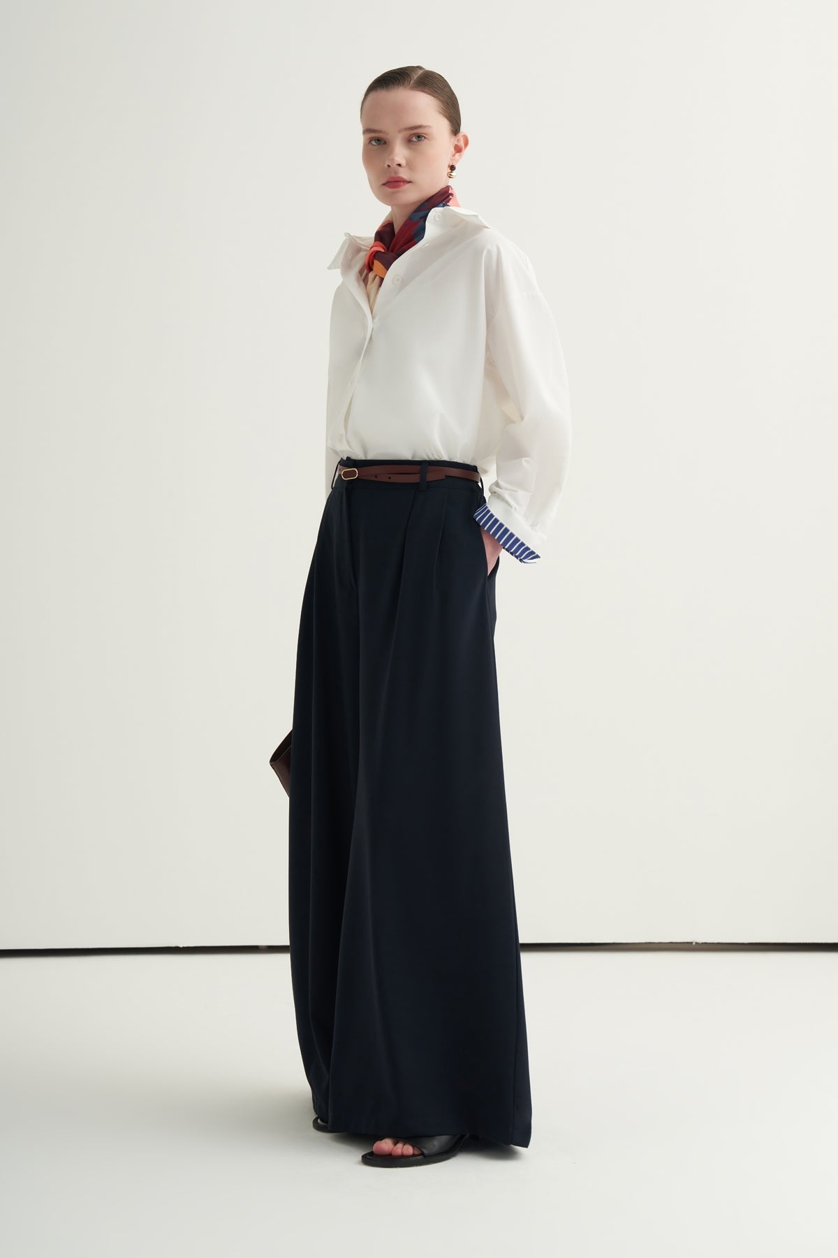 Kadın Çift Pileli Bol Paça Palazzo Pantolon Lacivert