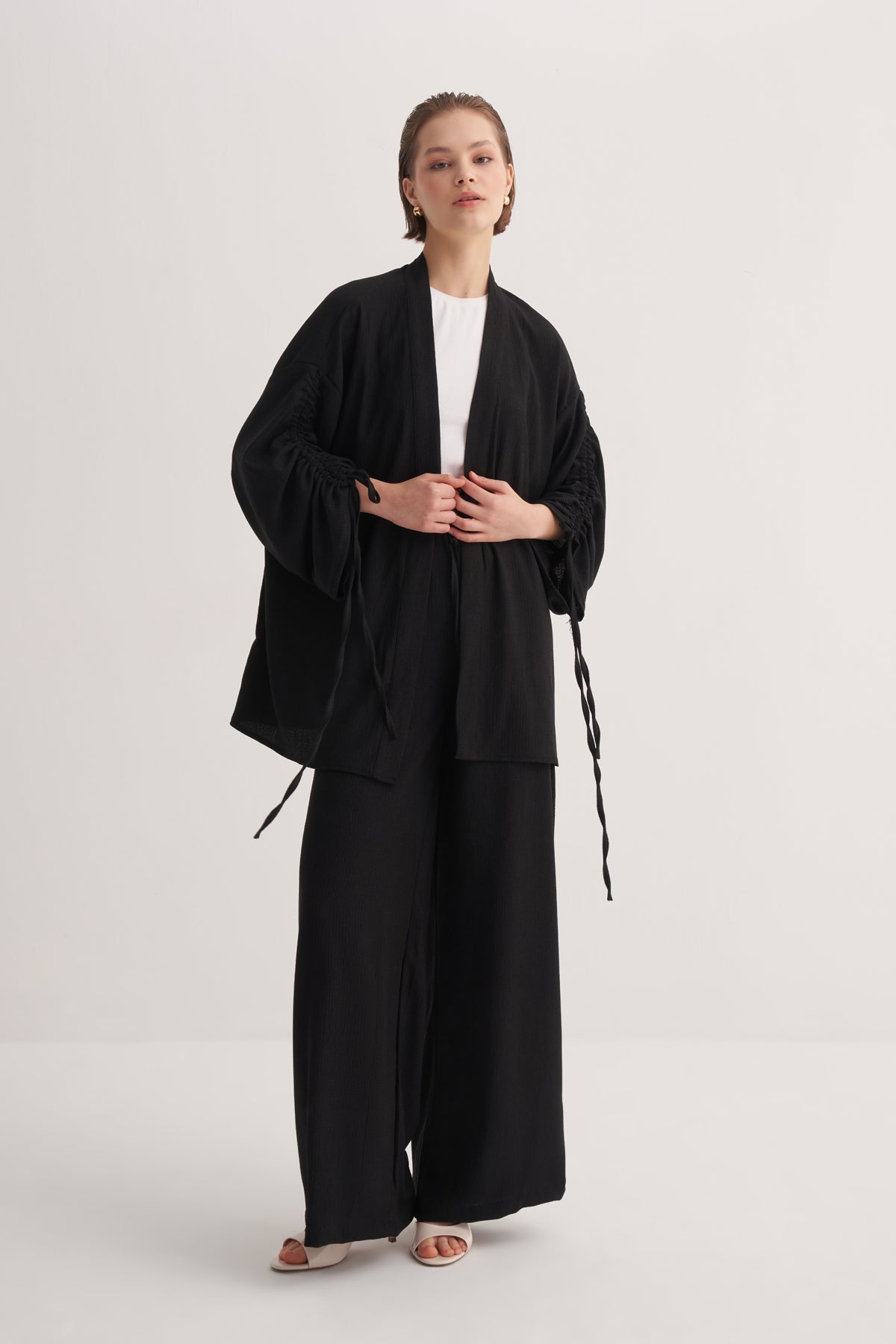 Kadın Örme Kumaş Büzgü Detaylı Kimono Takım Siyah