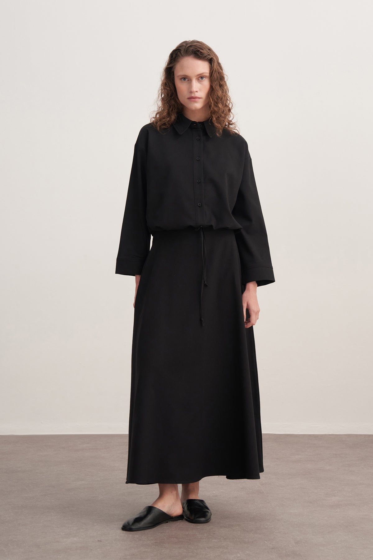 Kadın Gabardin Gömlekli Kloş Etek Takım Siyah