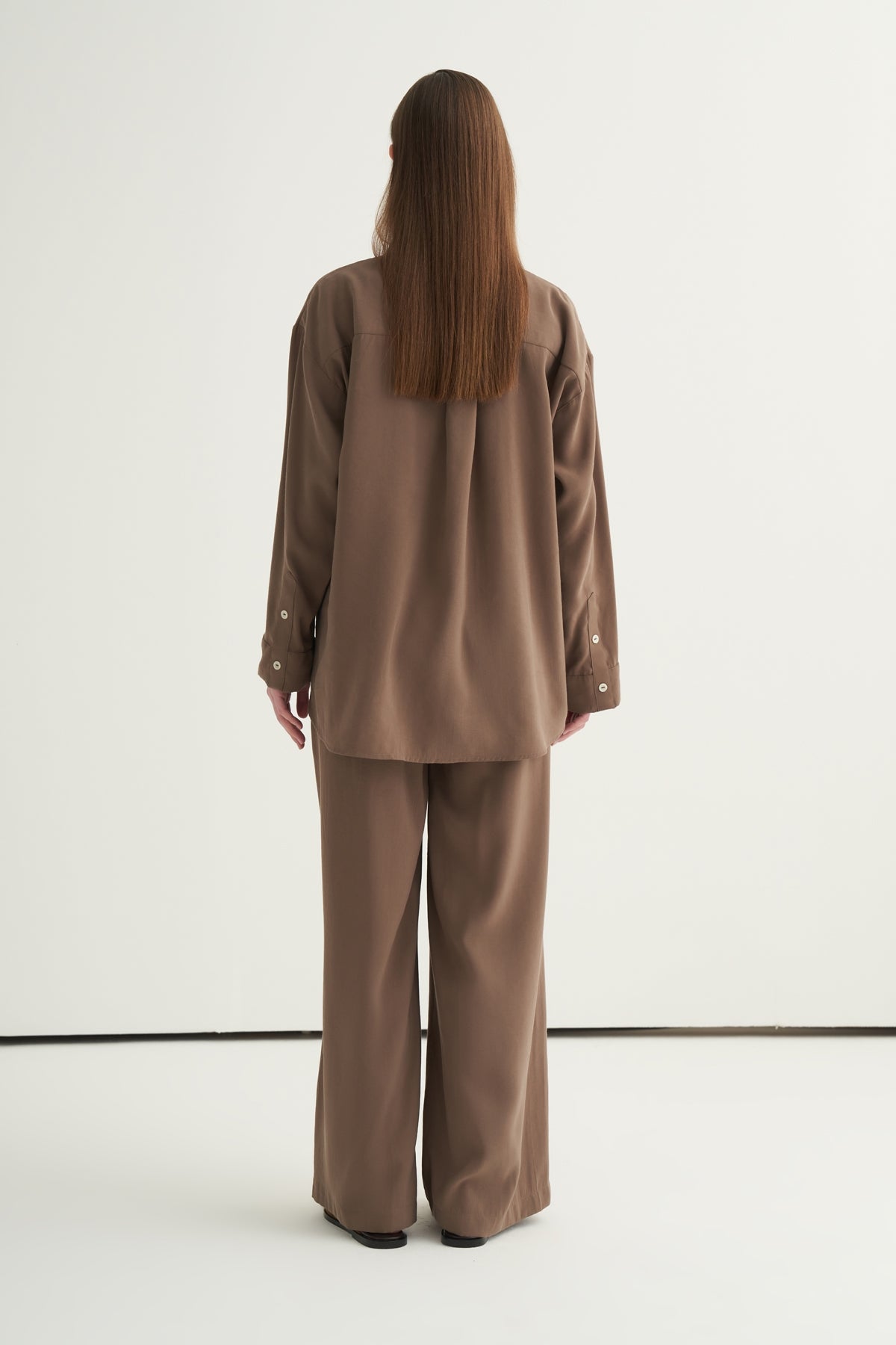 Kadın Modal Pat Kapamalı Gömlek Vizon