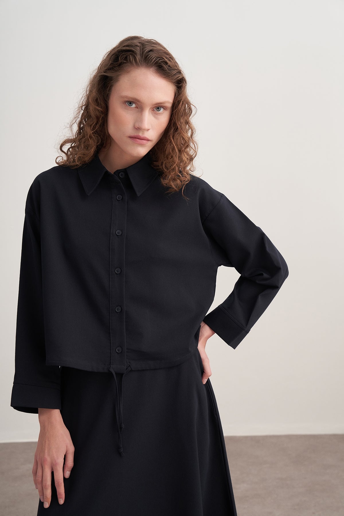 Kadın Gabardin Gömlekli Kloş Etek Takım Lacivert