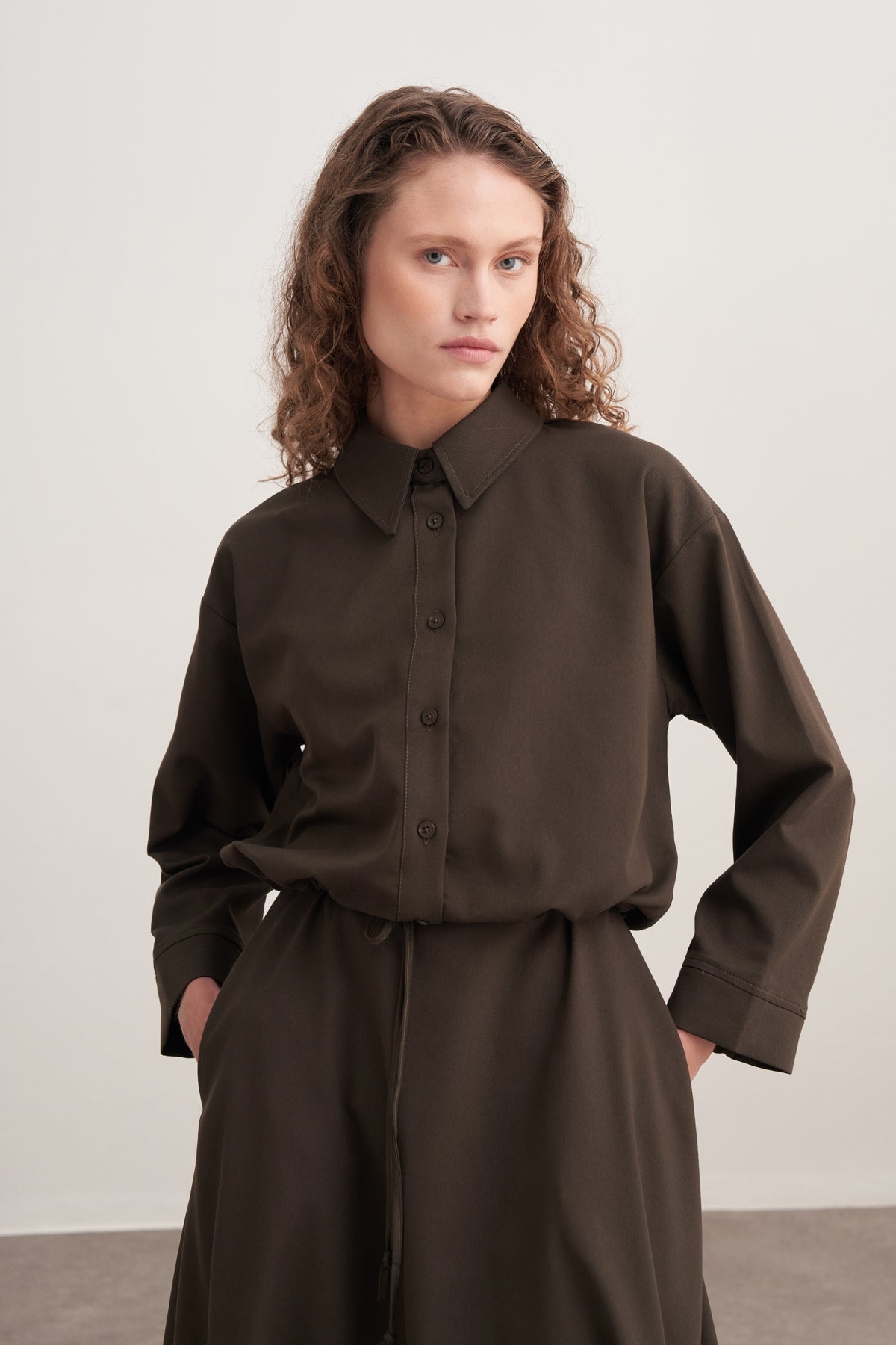 Kadın Gabardin Gömlekli Kloş Etek Takım Koyu Haki