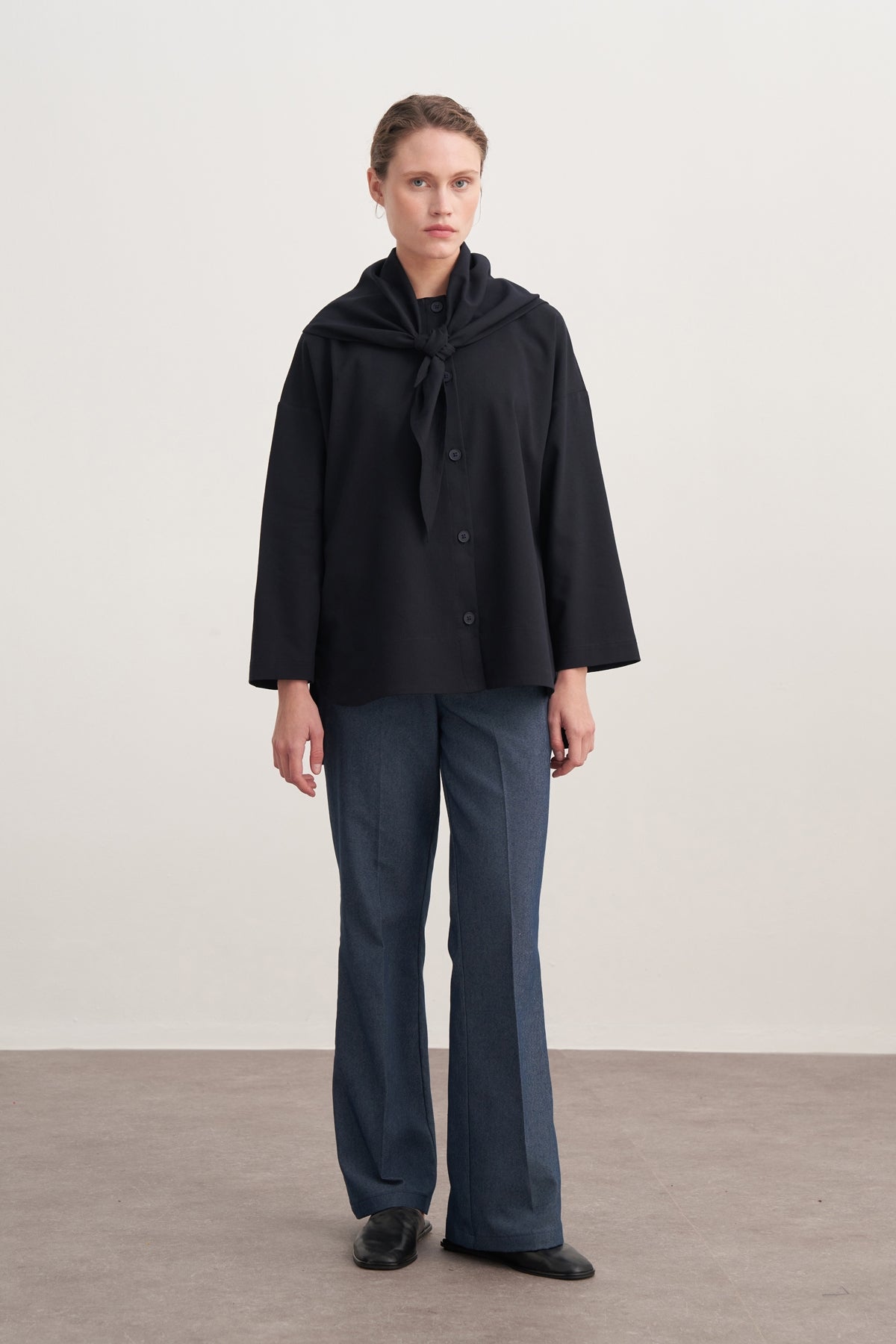 Kadın Gabardin Şal Aksesuarlı Gömlek Ceket Lacivert