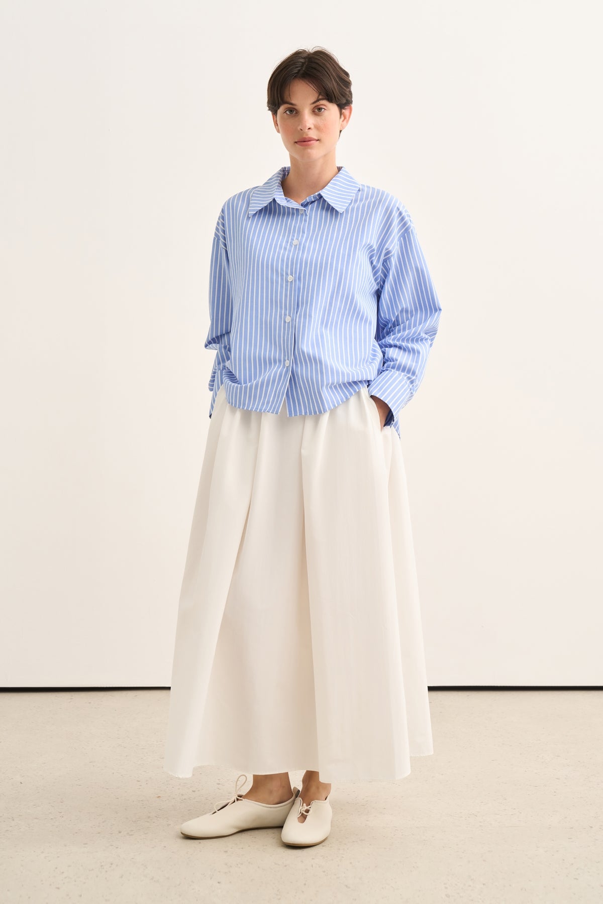 Kadın Poplin Oversize Kısa Gömlek Lacivert Çizgili
