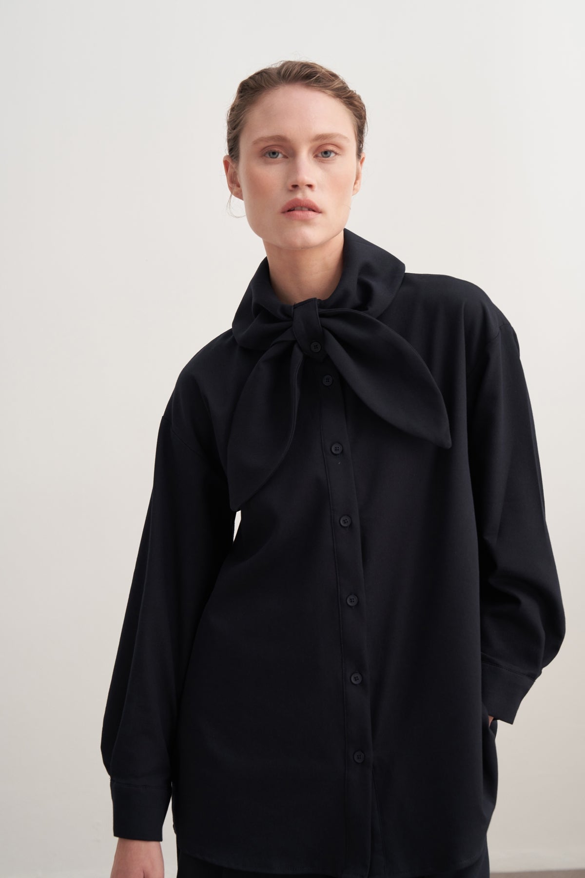 Kadın Gabardin Yaka Detaylı Gömlek Lacivert