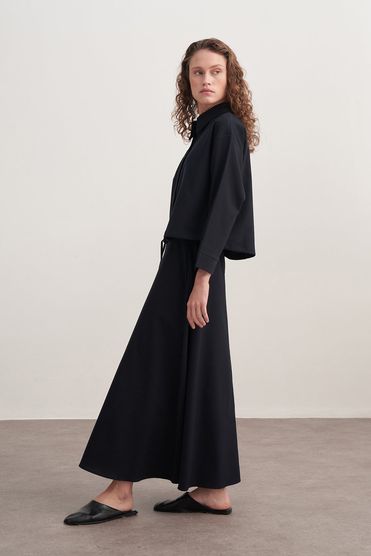 Kadın Gabardin Gömlekli Kloş Etek Takım Lacivert