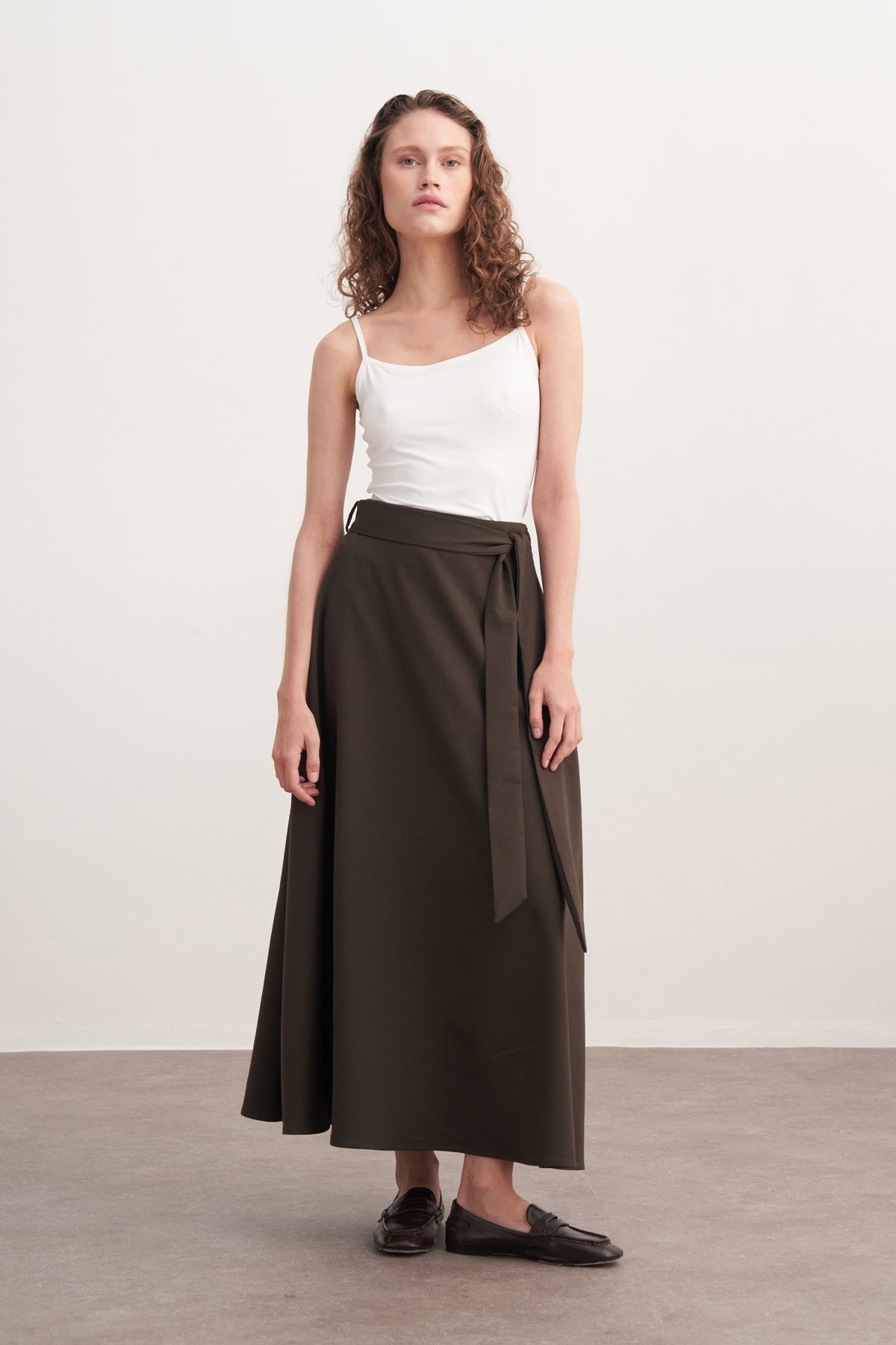 Kadın Gabardin Kemerli Kloş Etek Koyu Haki