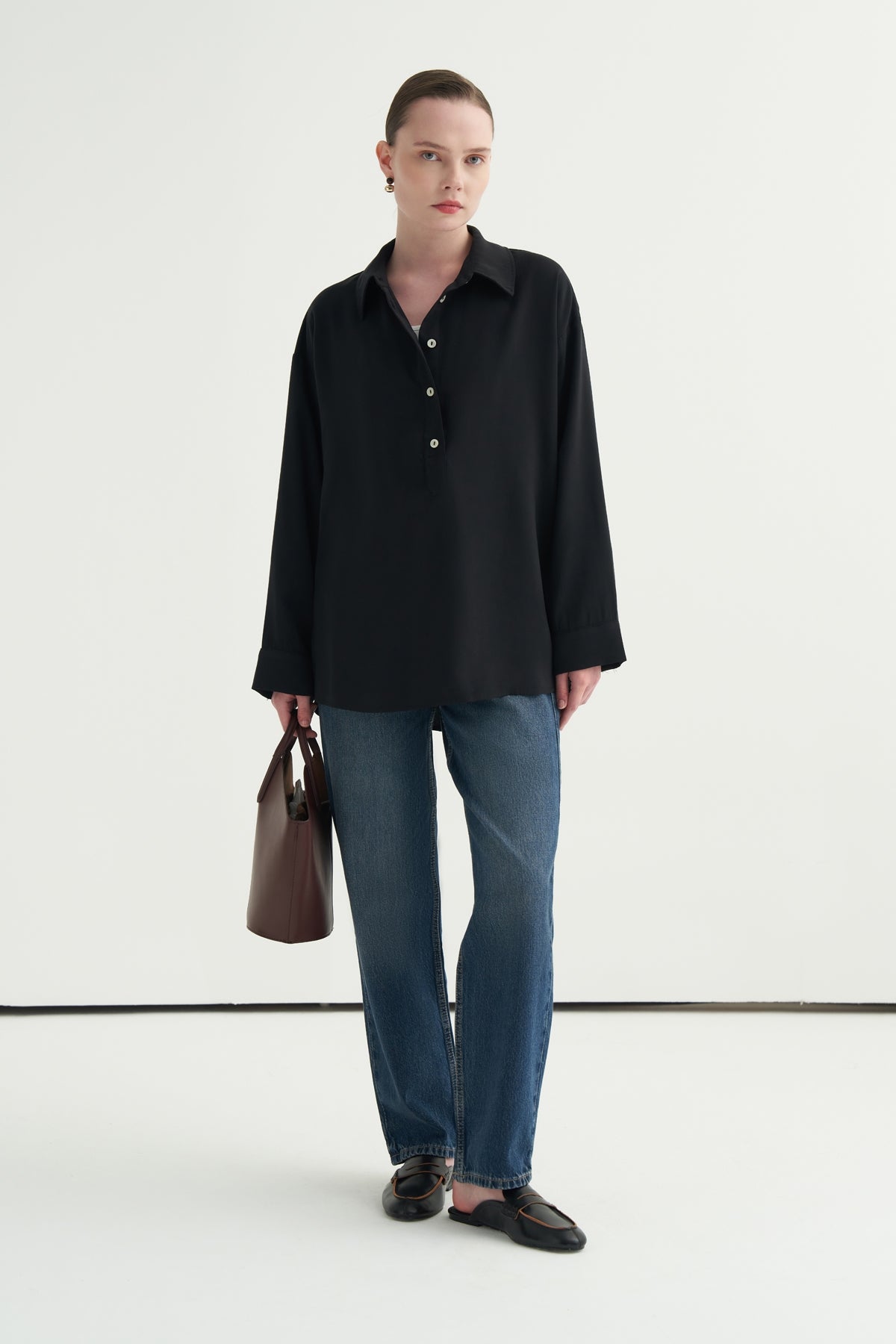 Kadın Modal Pat Kapamalı Gömlek Siyah