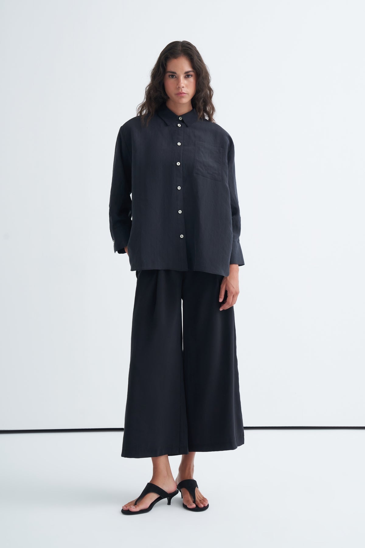 Kadın Cepli Oversize Gömlek Siyah