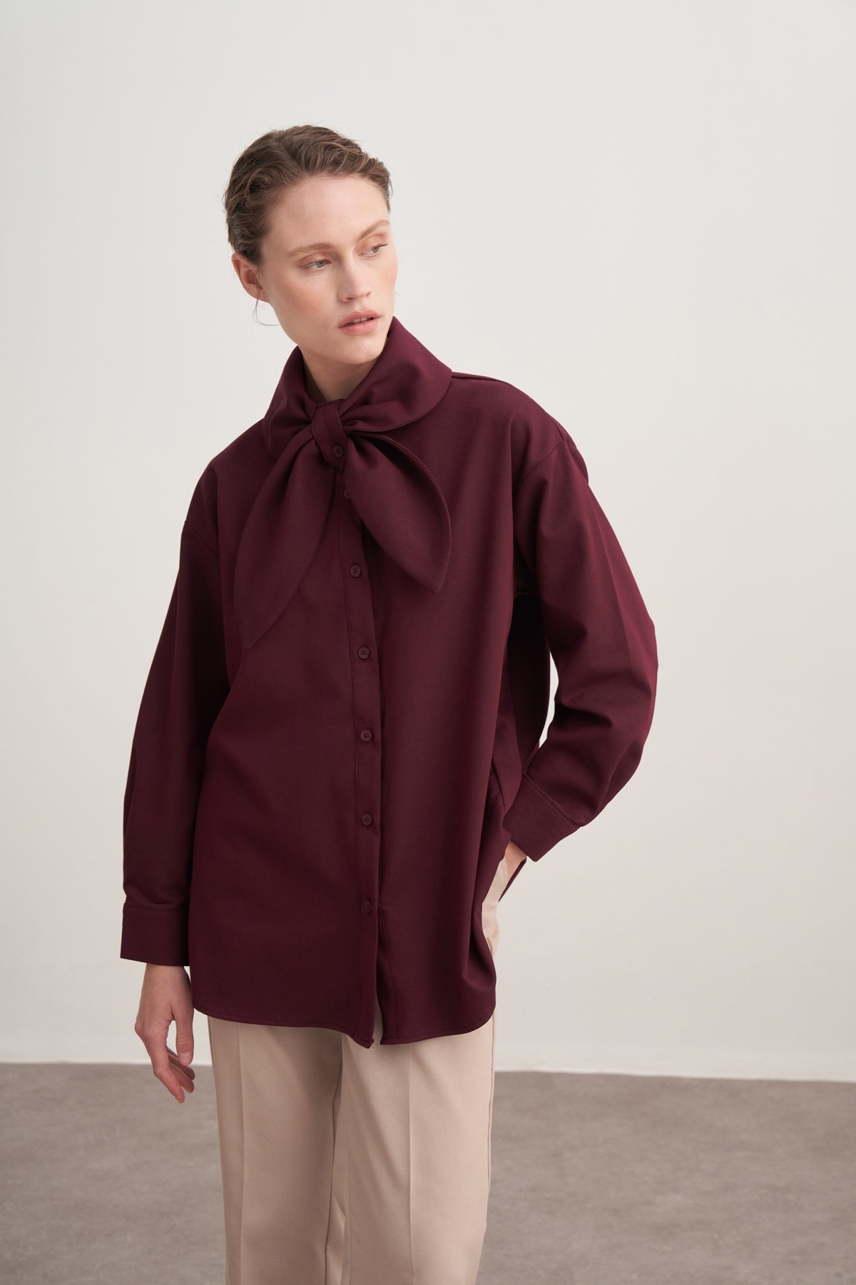 Kadın Gabardin Yaka Detaylı Gömlek Mürdüm