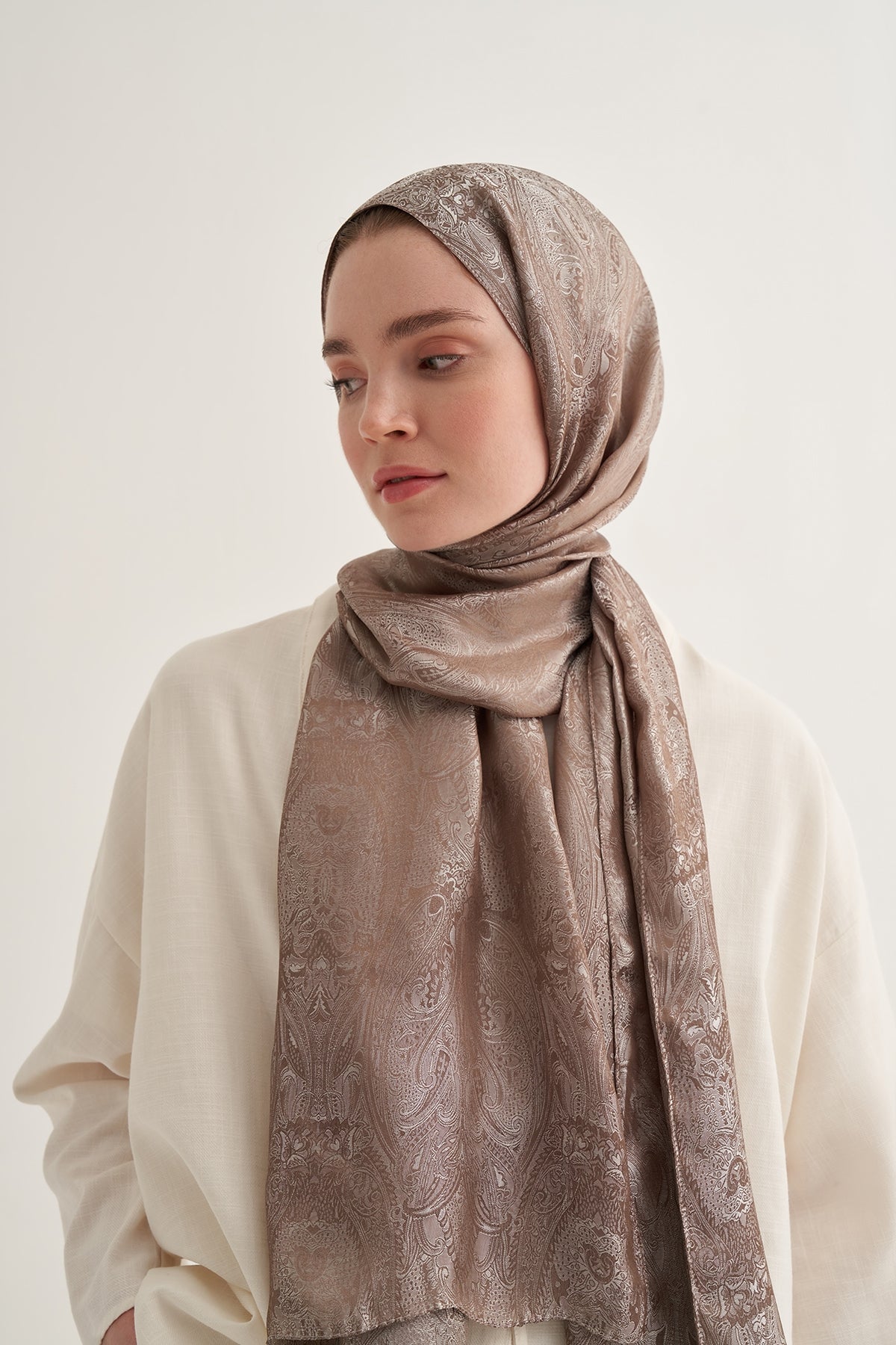 Kadın İpeksi Jakar Şal Vizon