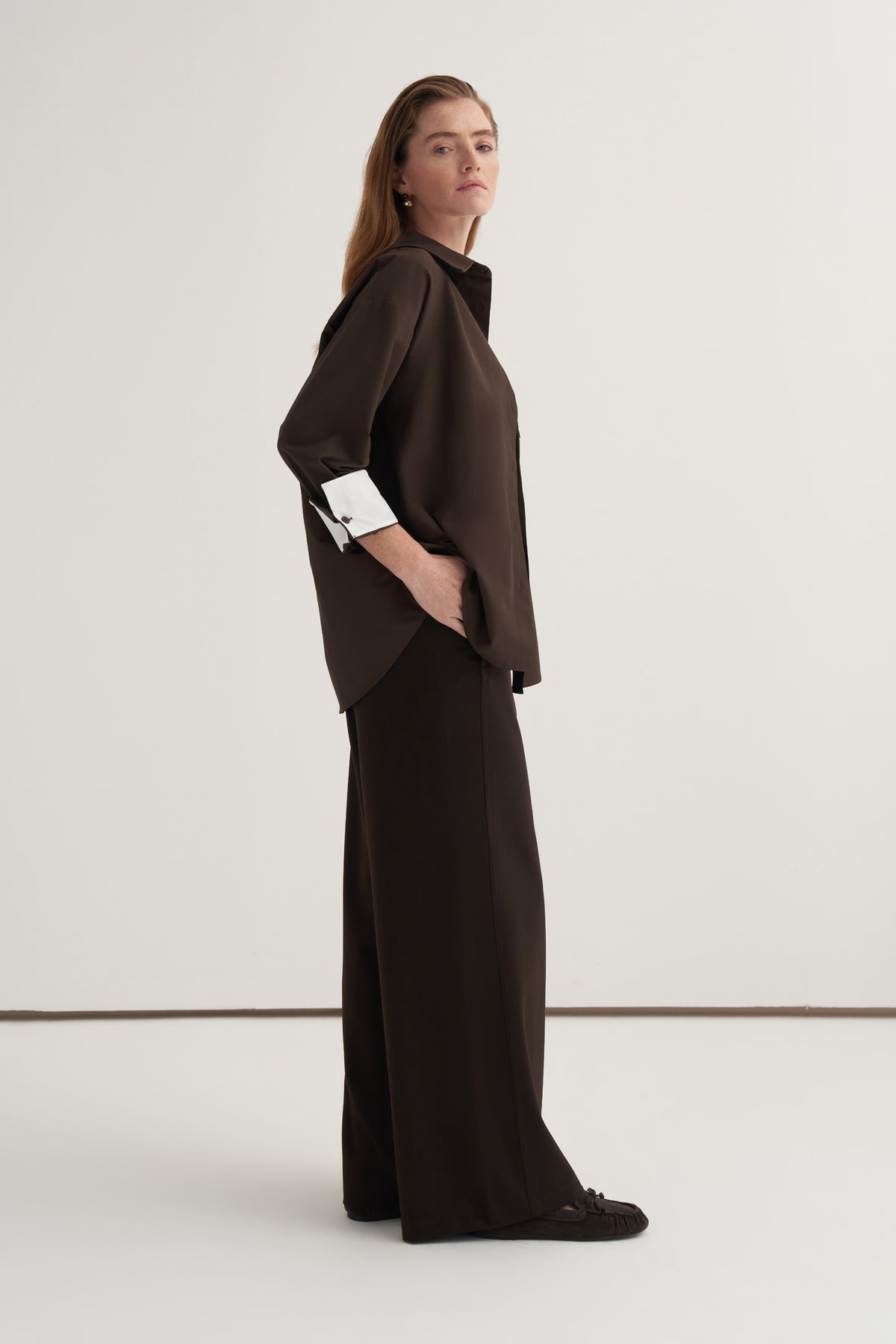 Kadın Poplin Kontrast Manşetli Gömlek Acı Kahve