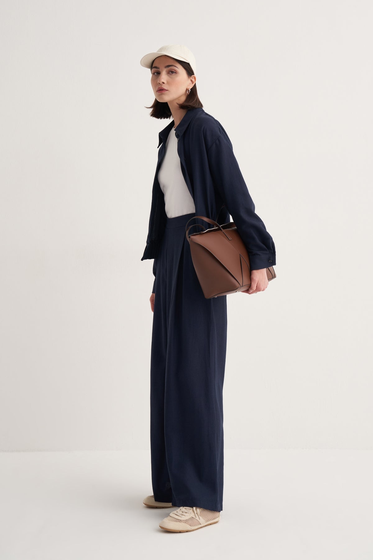 Kadın Dökümlü Pamuklu Pileli Etek Pantolon Lacivert