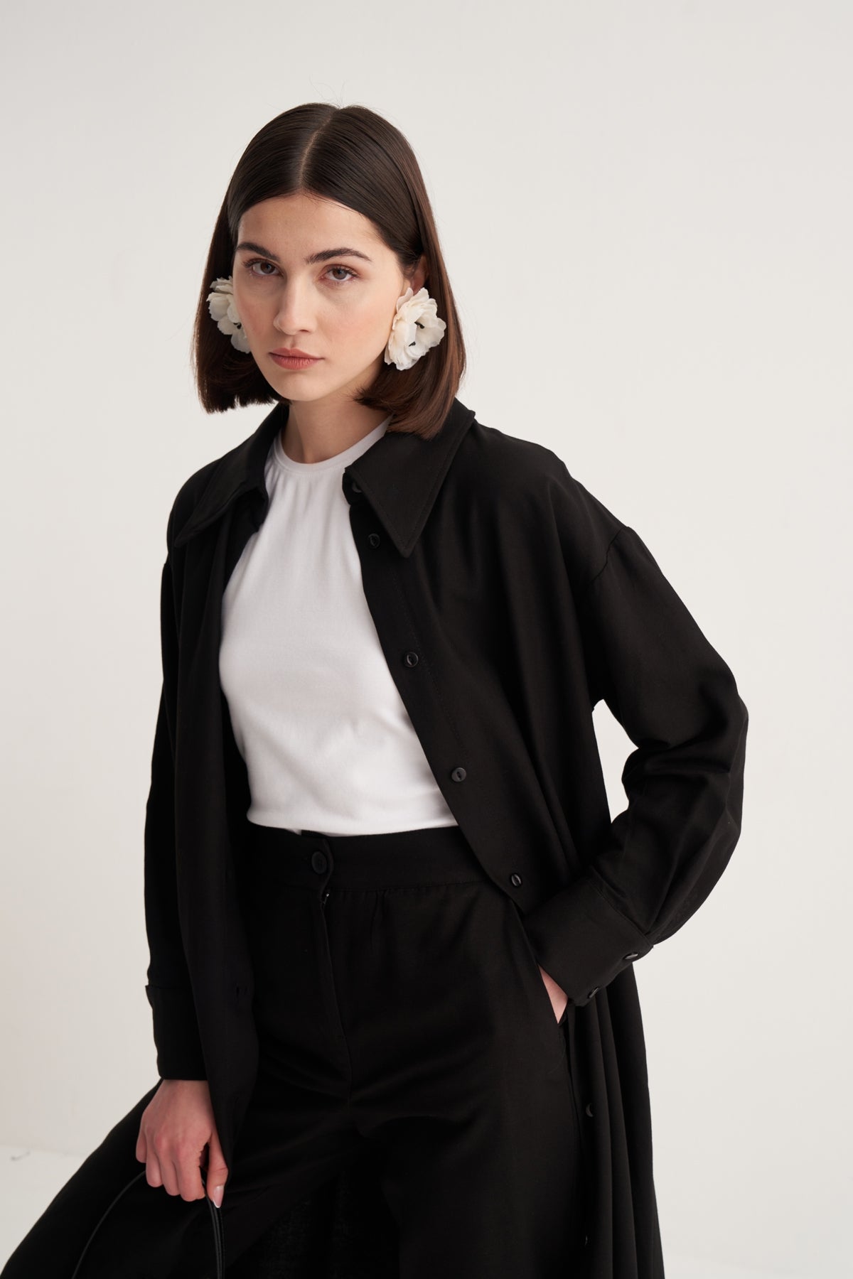 Kadın Dökümlü Pamuklu Oversize Uzun Gömlek Elbise Siyah