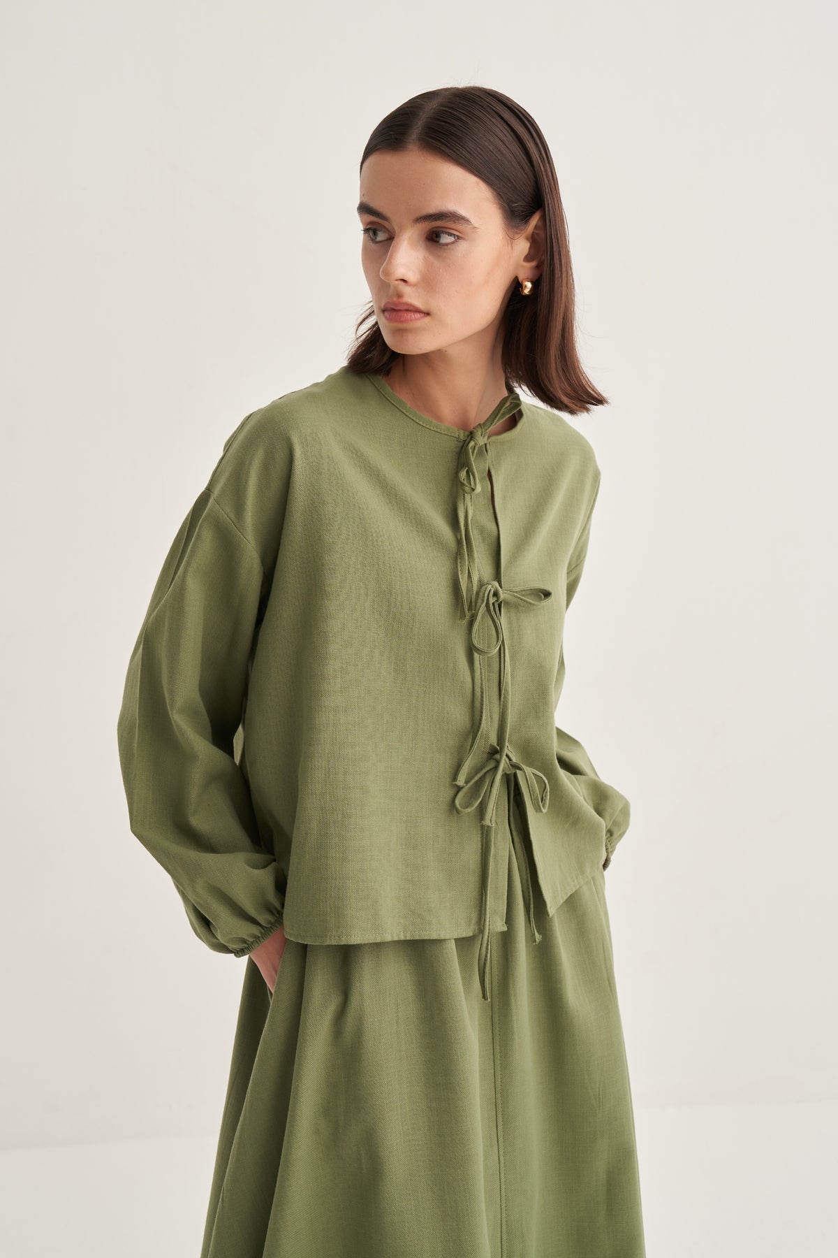 Kadın Organik Pamuk Bağcıklı Bluz Etek Takım Haki