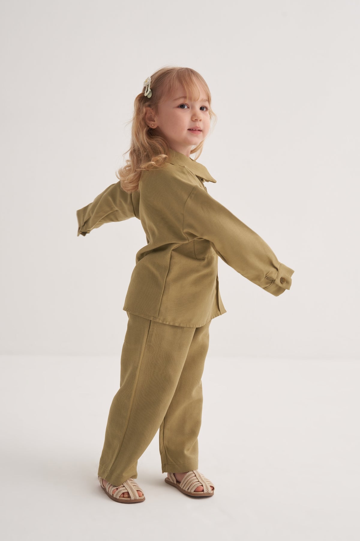 Unisex Çocuk Dökümlü Pamuklu Düğmeli Pantolon Yeşil