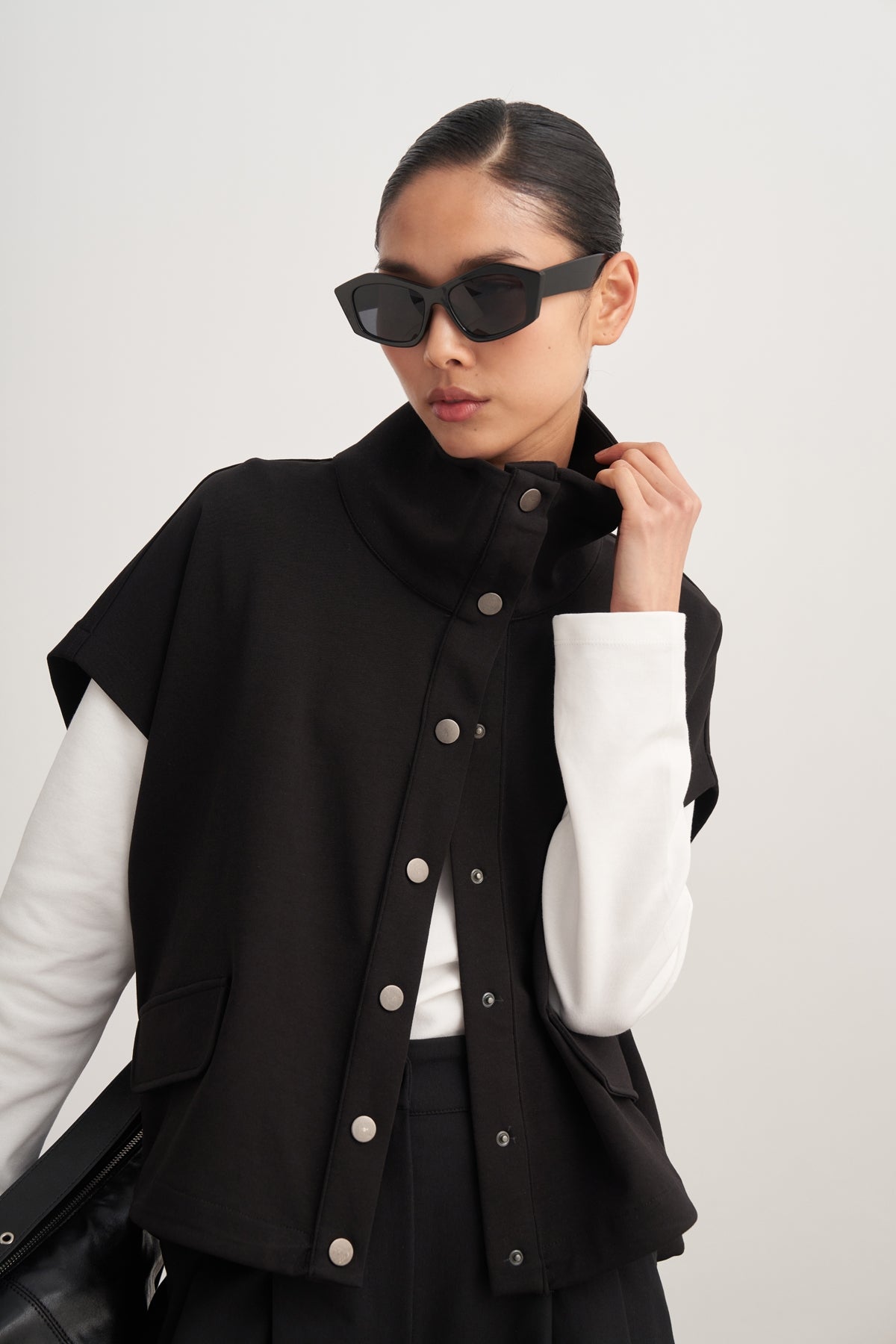 Kadın İnterlok Yüksek Yakalı Yelek Siyah