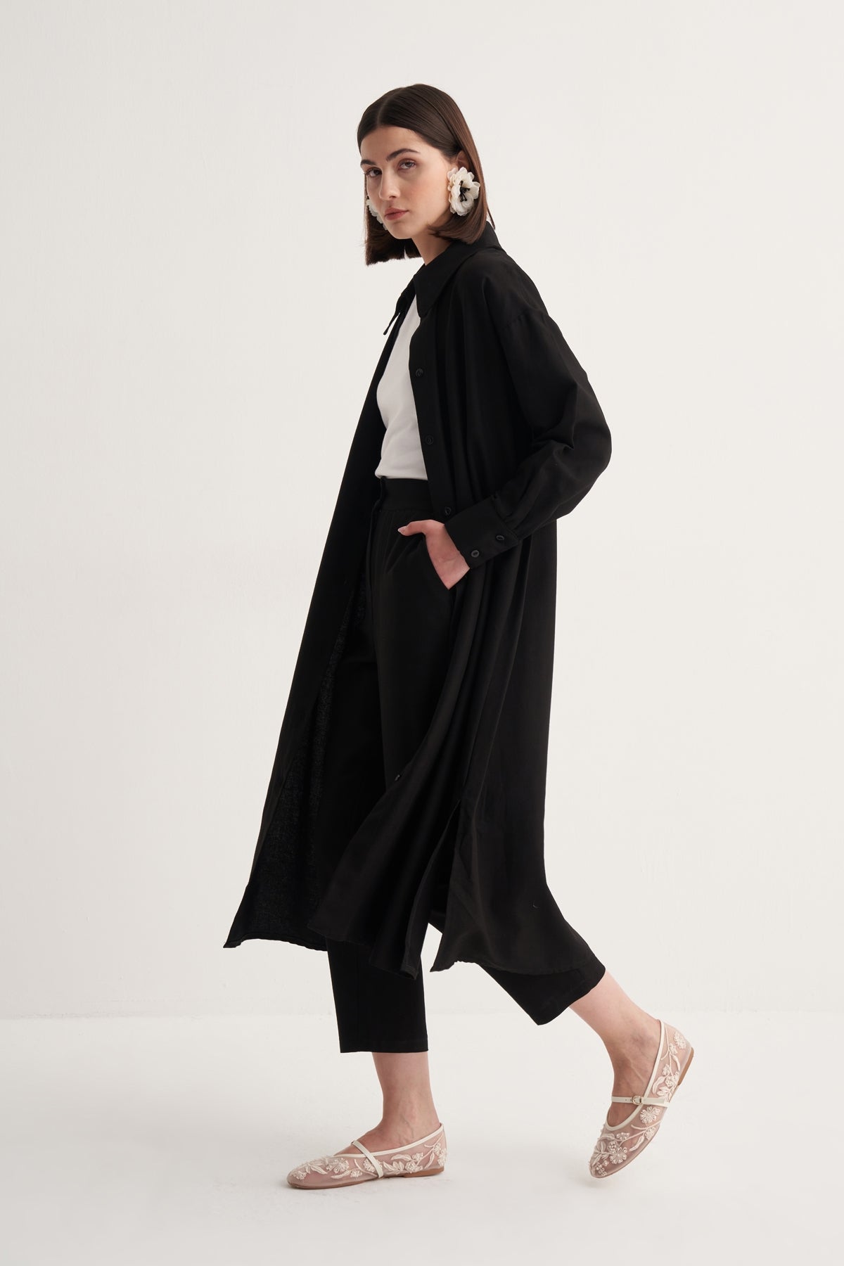 Kadın Dökümlü Pamuklu Oversize Uzun Gömlek Elbise Siyah