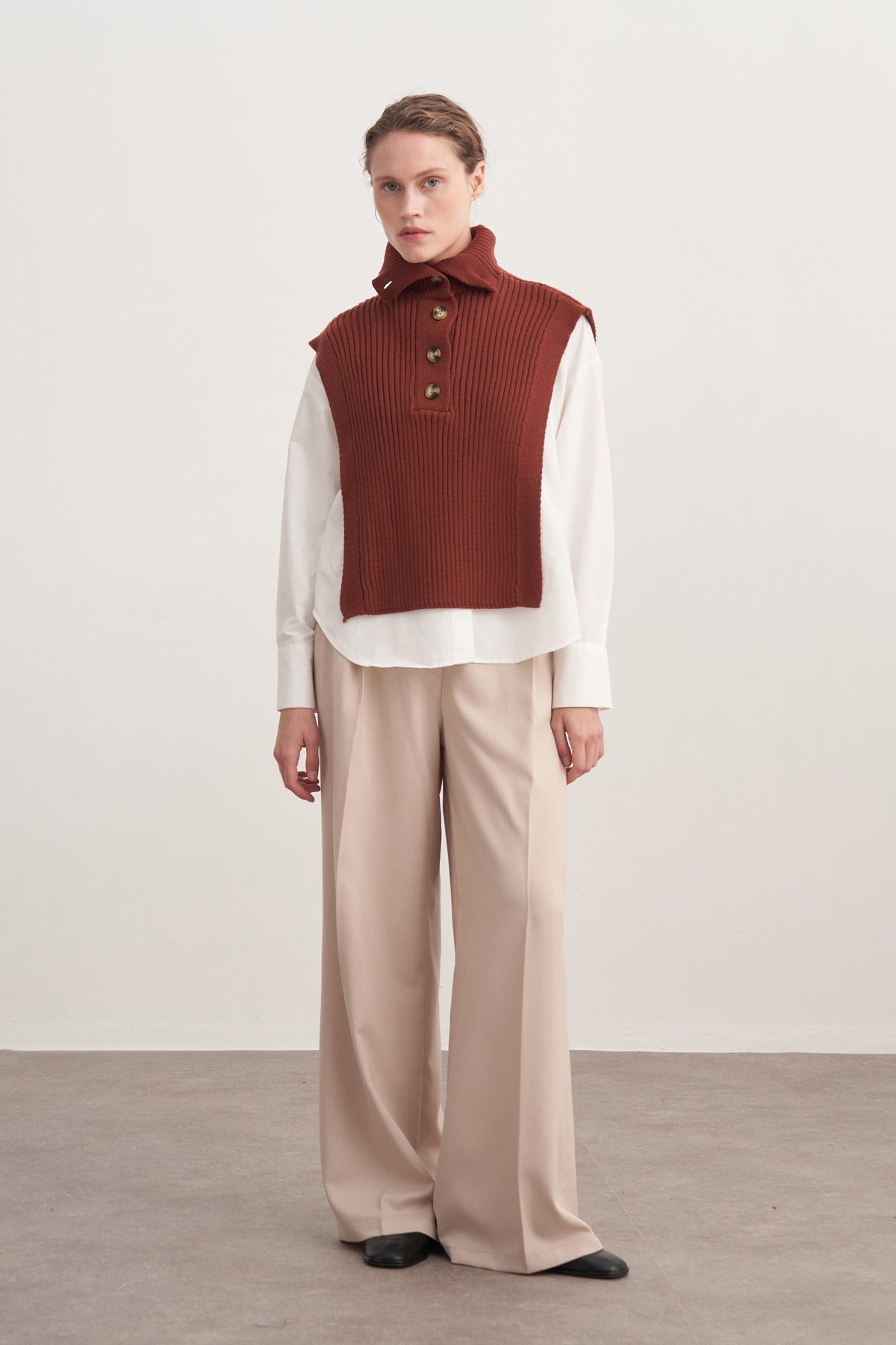 Kadın Dökümlü Pileli Palazzo Pantolon Bej