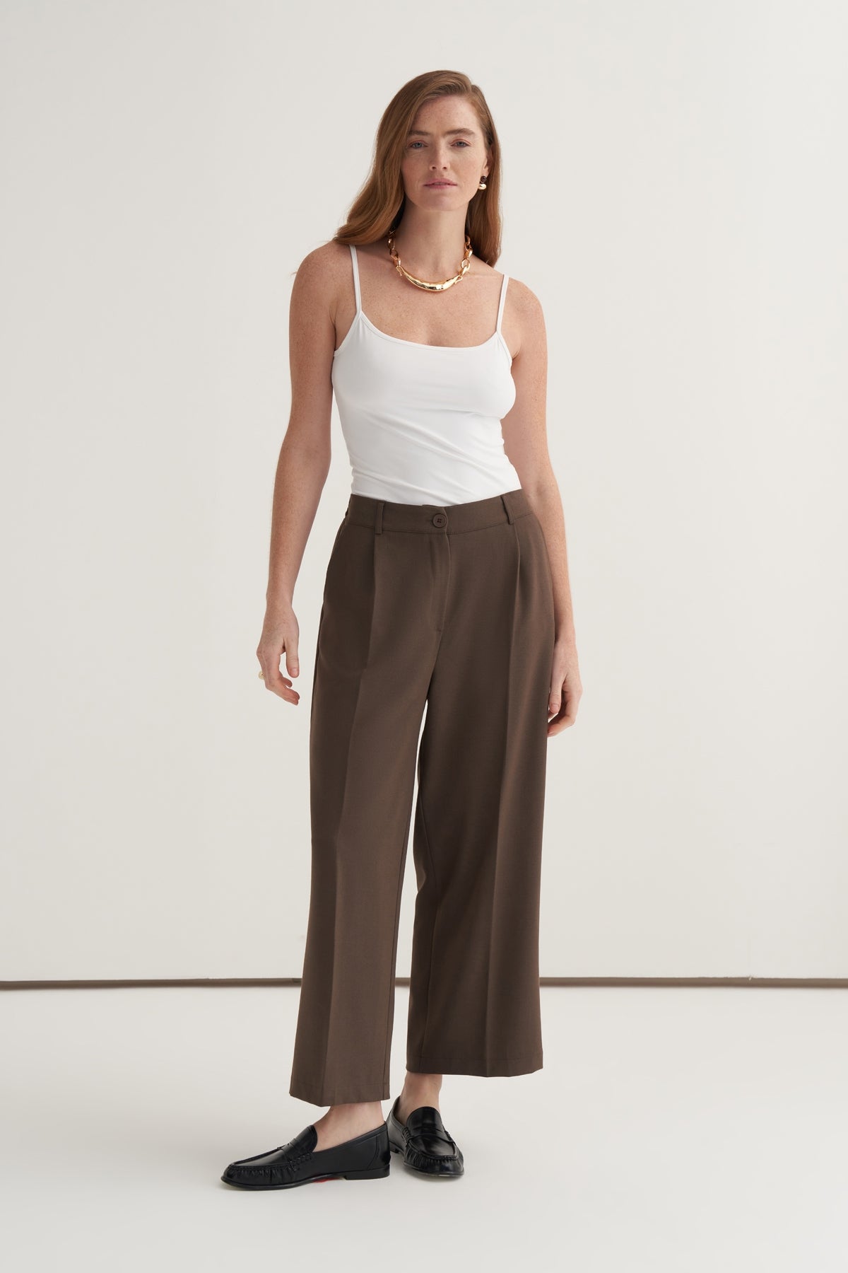 Kadın Düz Kesim Pensli Pantolon Koyu Vizon