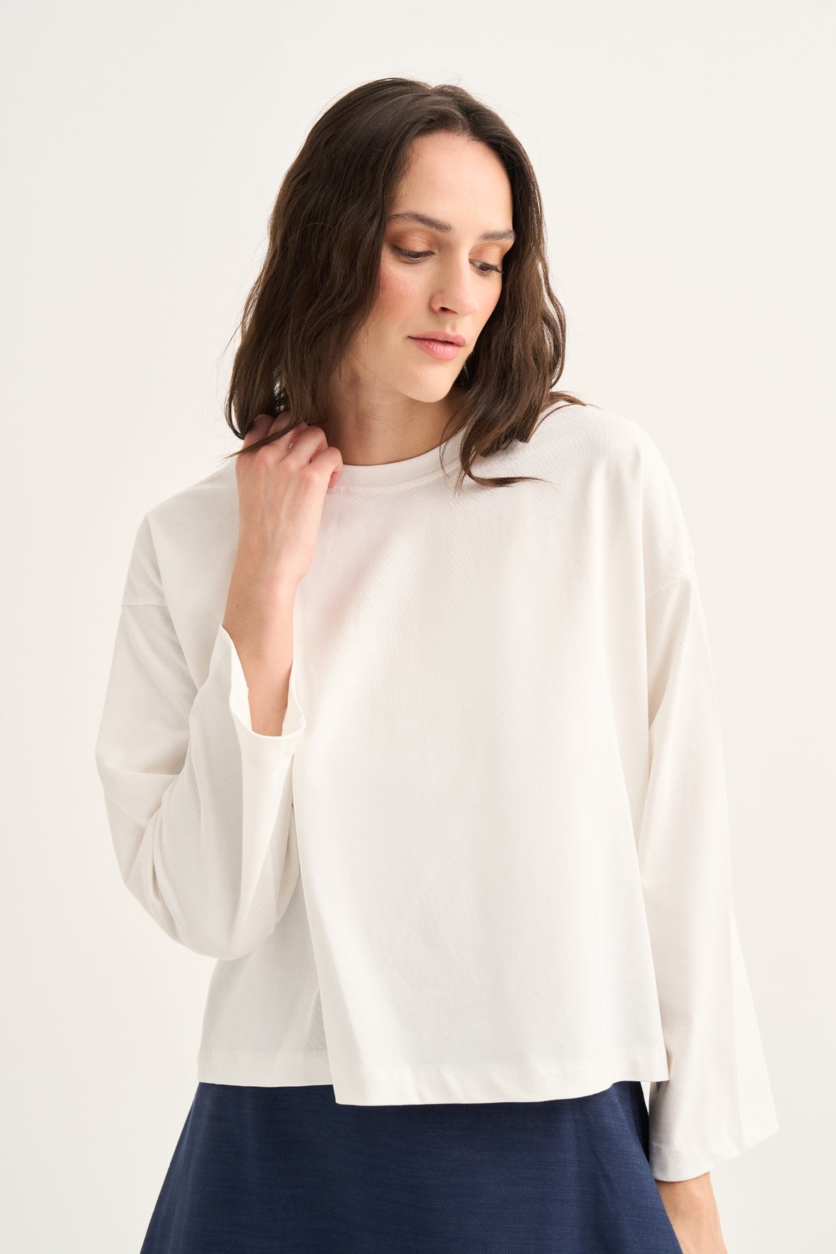 Kadın Kısa Basic Uzun Kol Sweat Ekru