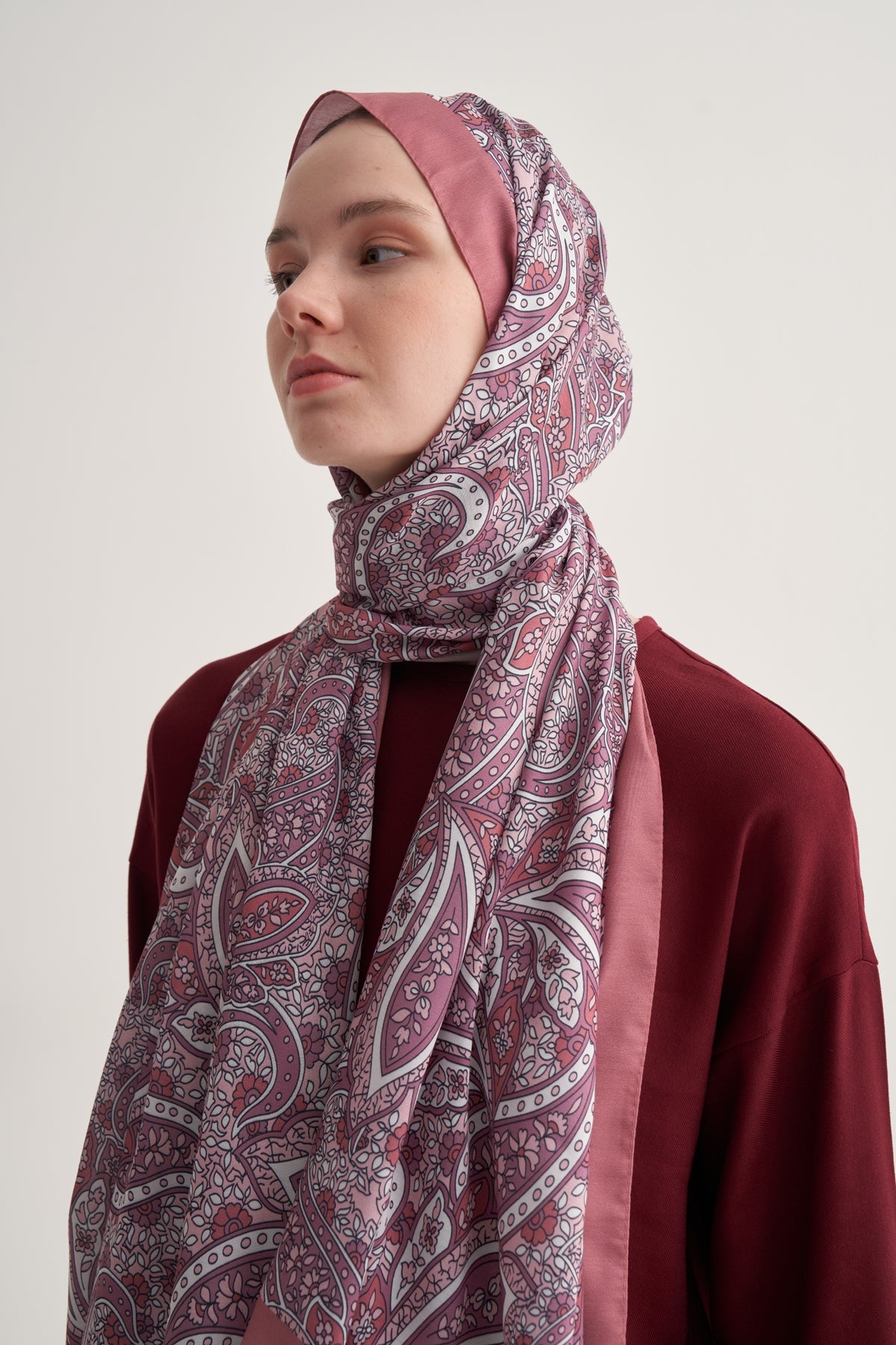 Kadın İpeksi Day Lily Desen Şal Rose