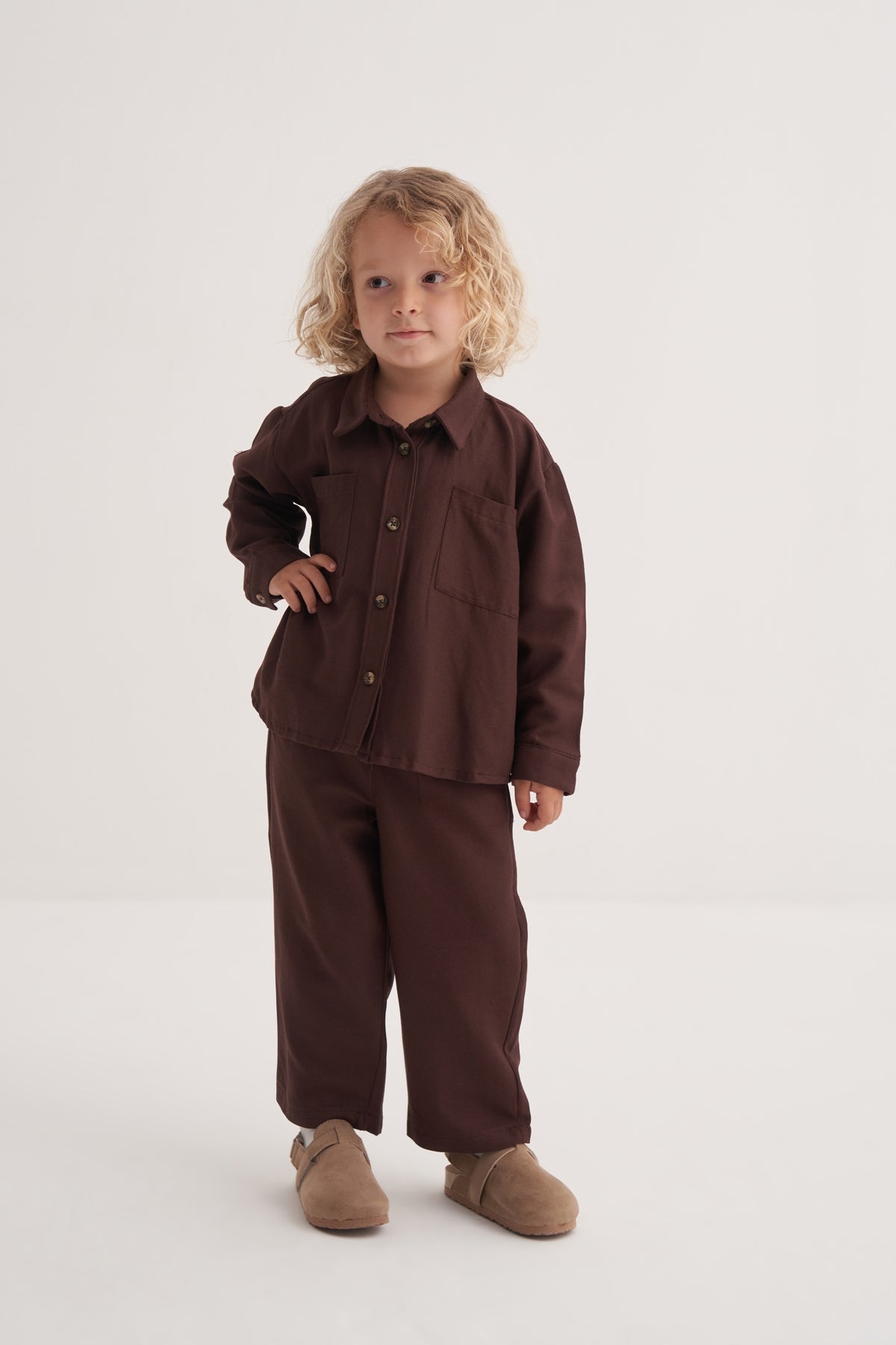 Unisex Çocuk Dökümlü Pamuklu Düğmeli Pantolon Acı Kahve