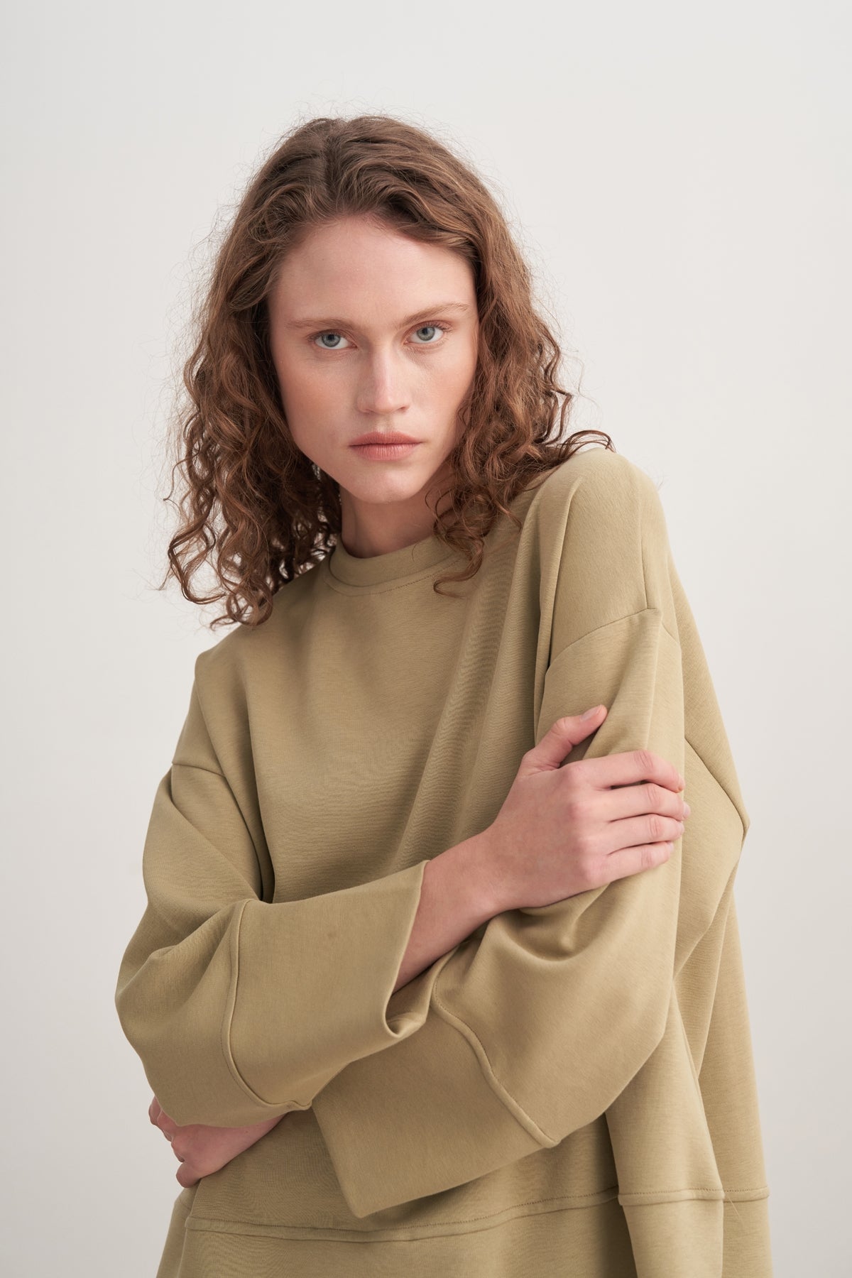 Kadın İnterlok Oversize Şal Aksesuarlı Sweat Çağla Yeşili