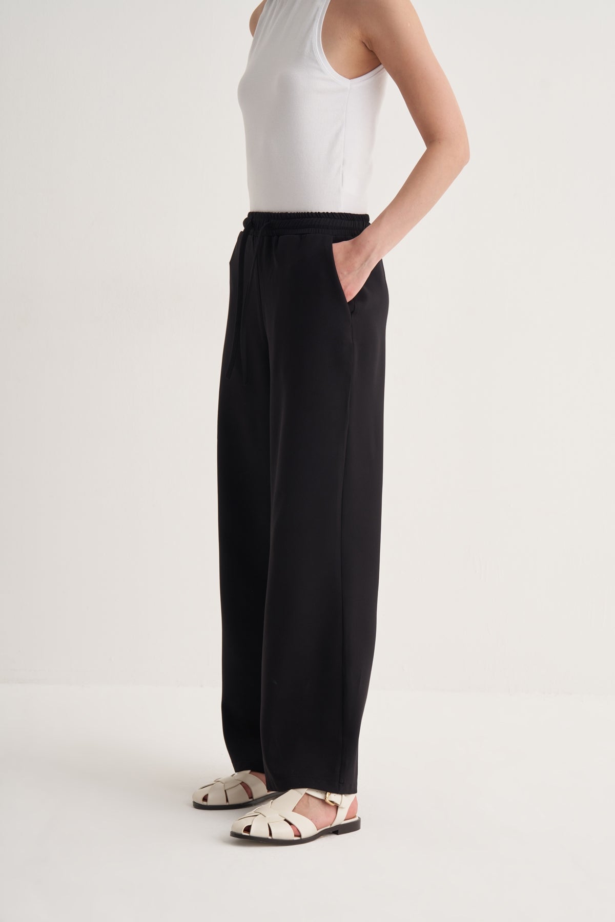 Kadın Beli Lastikli Palazzo Pantolon Siyah