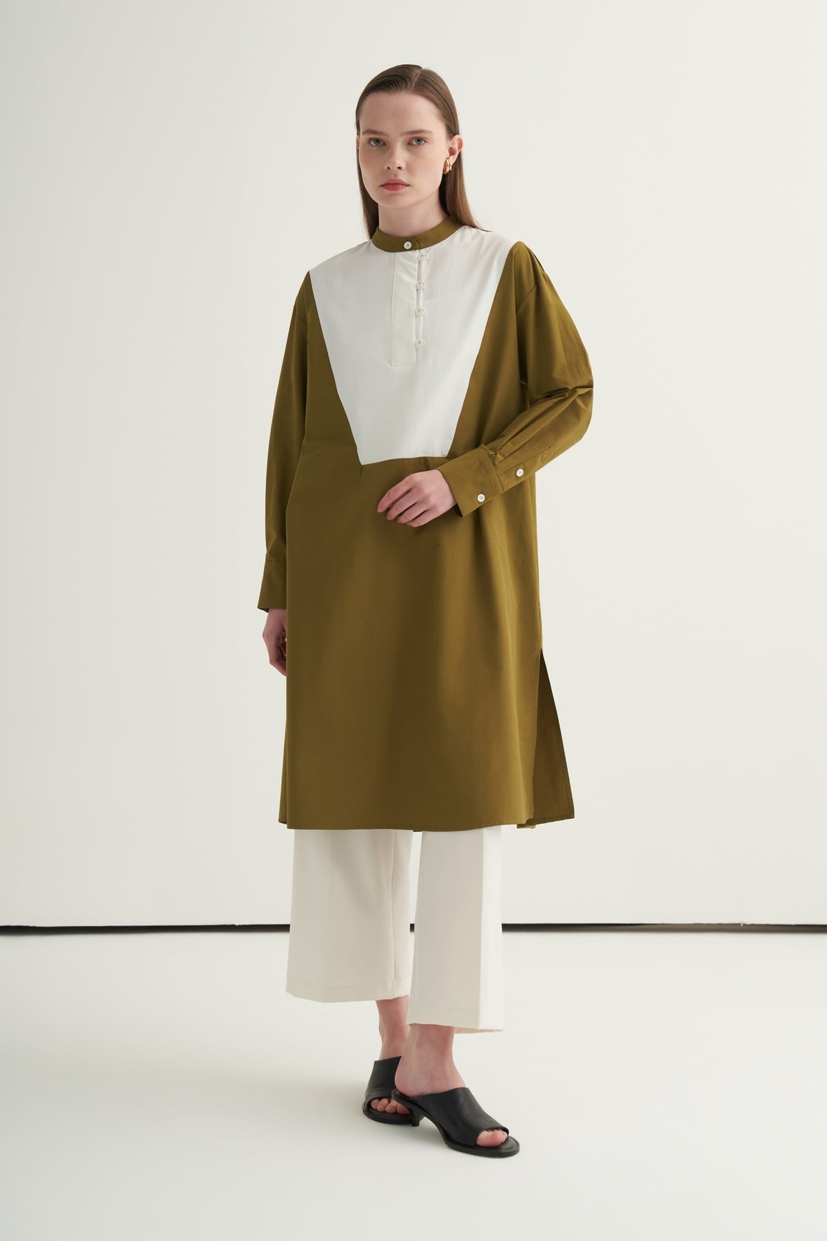 Kadın Hakim Yaka Kontrast Tunik Yağ Yeşili