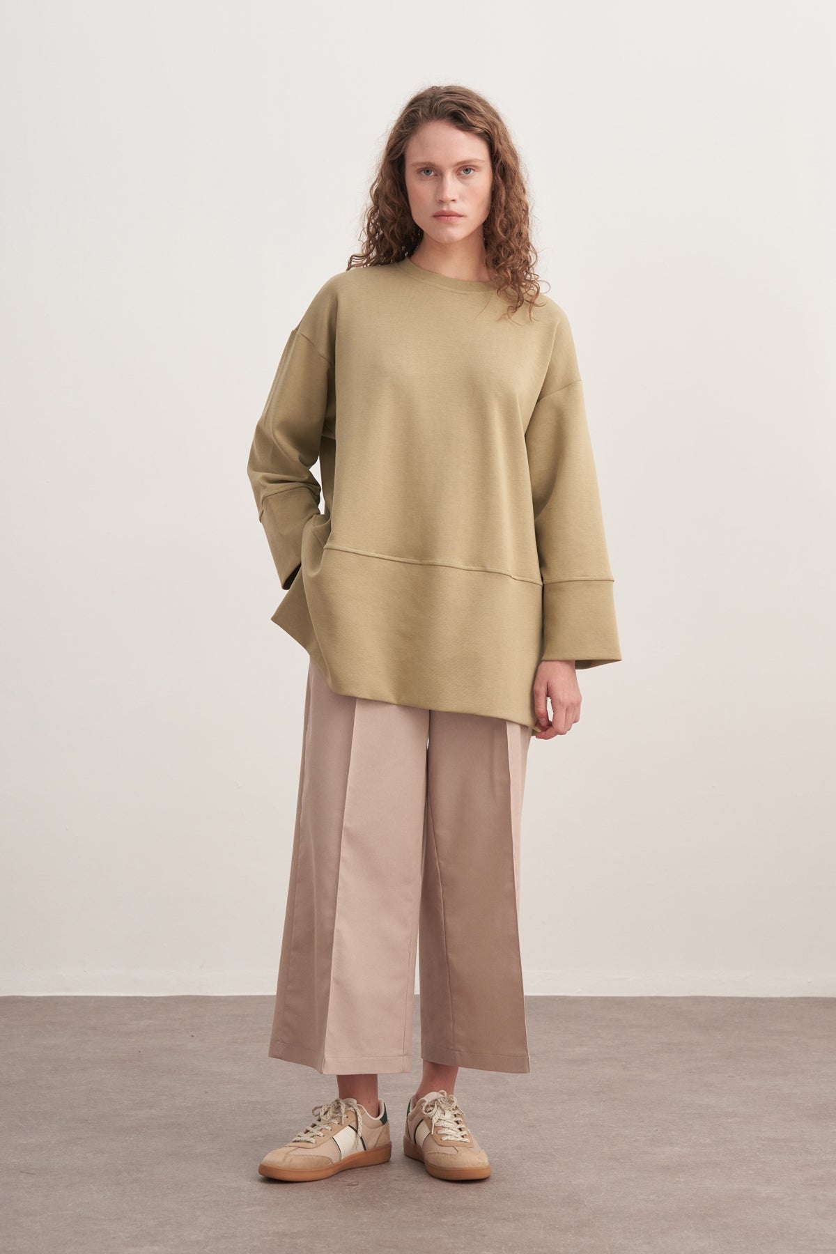 Kadın İnterlok Oversize Şal Aksesuarlı Sweat Çağla Yeşili