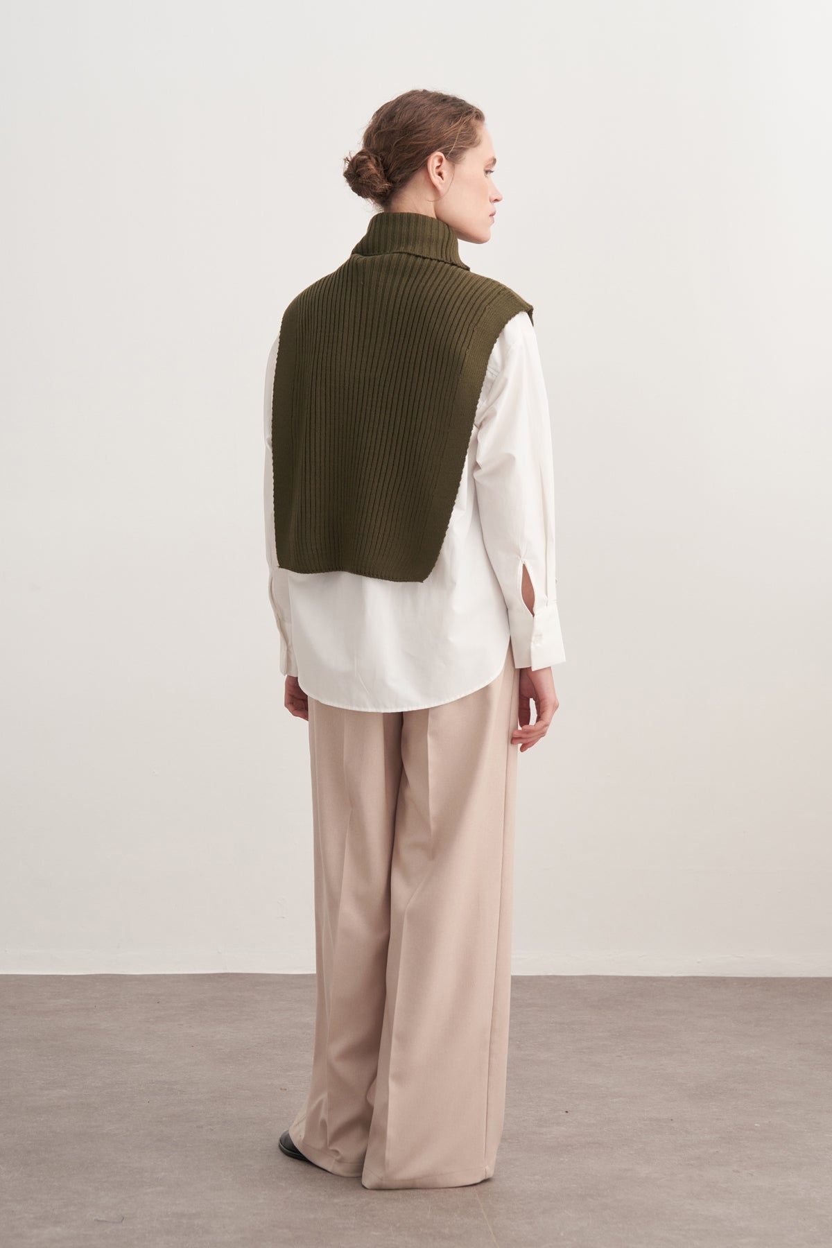 Kadın Düğmeli Triko Süveter Haki